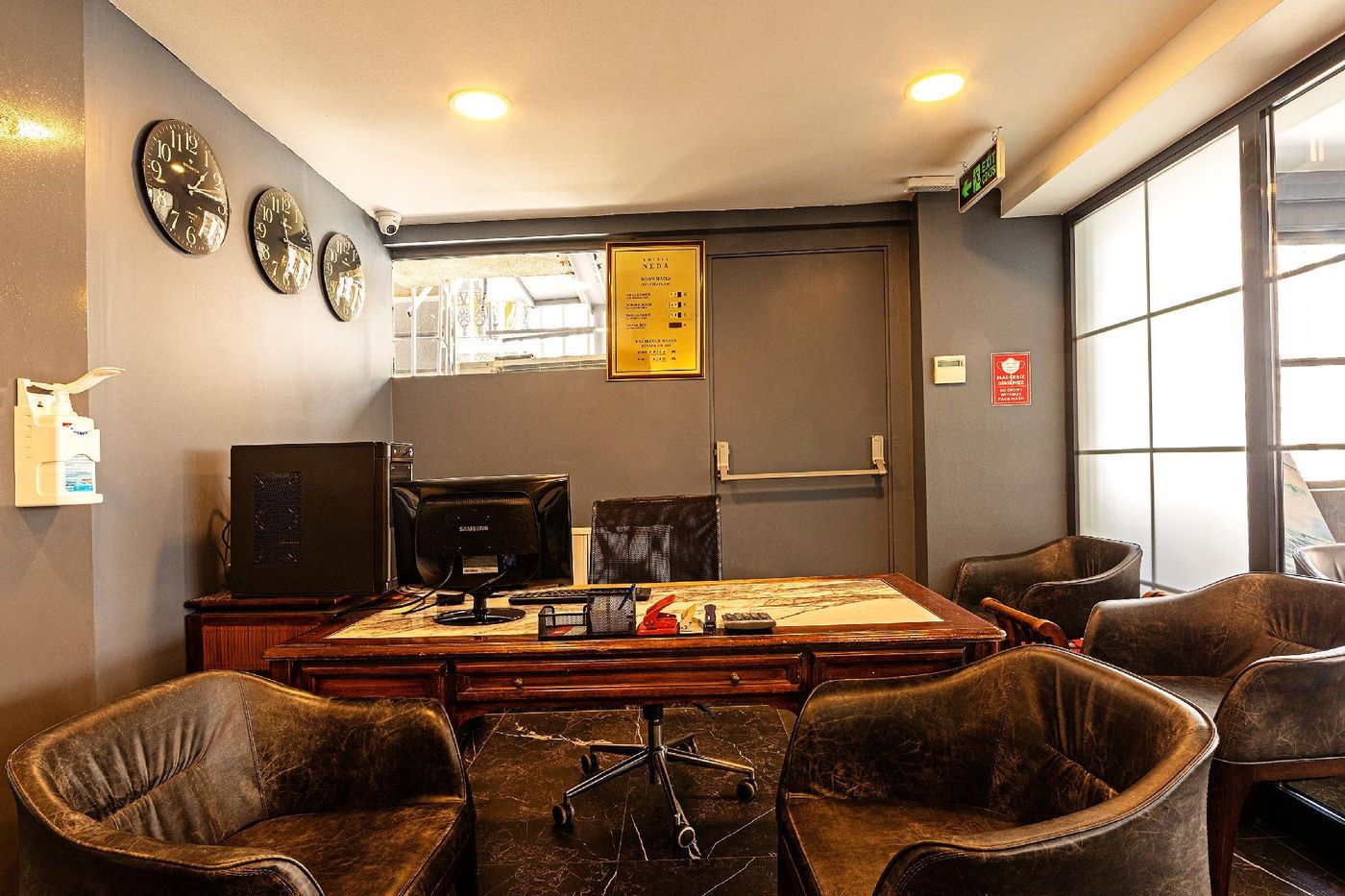 Blu-Hotel-Istanbul-Lobby-3