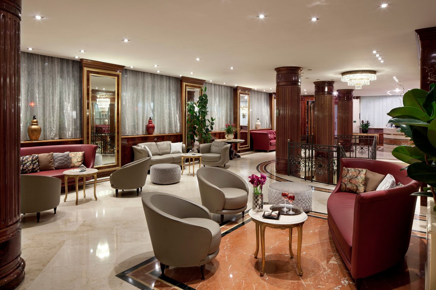 Unahotels-Scandinavia-Milano-General-view-12