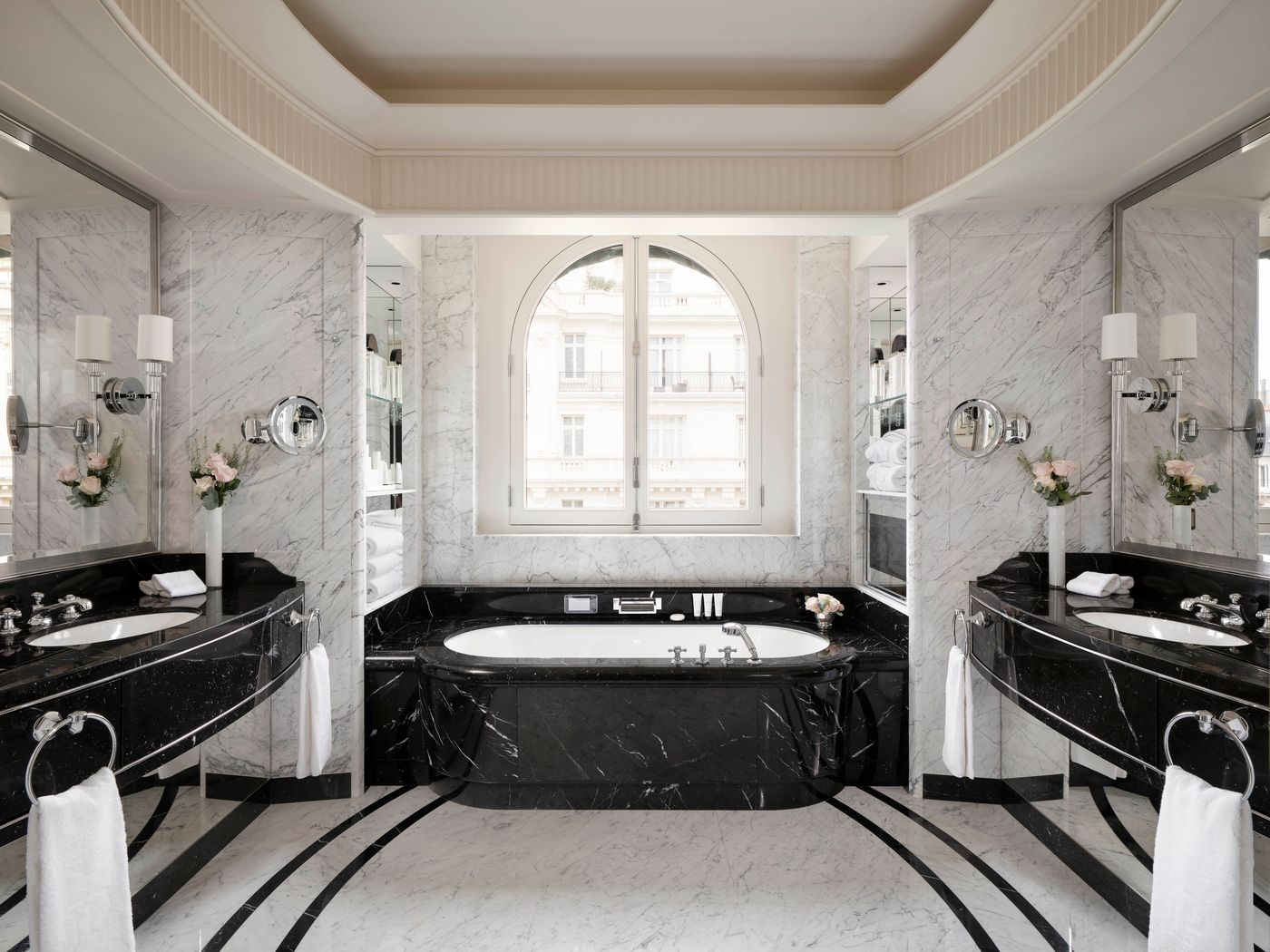 The-Peninsula-Paris-Room-43