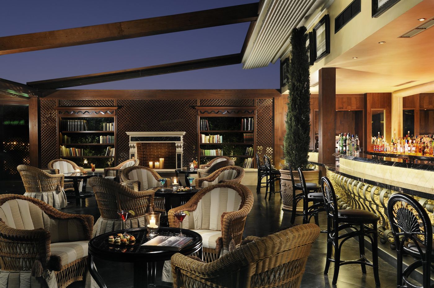 Royal-Olympic-Hotel-Bar-16