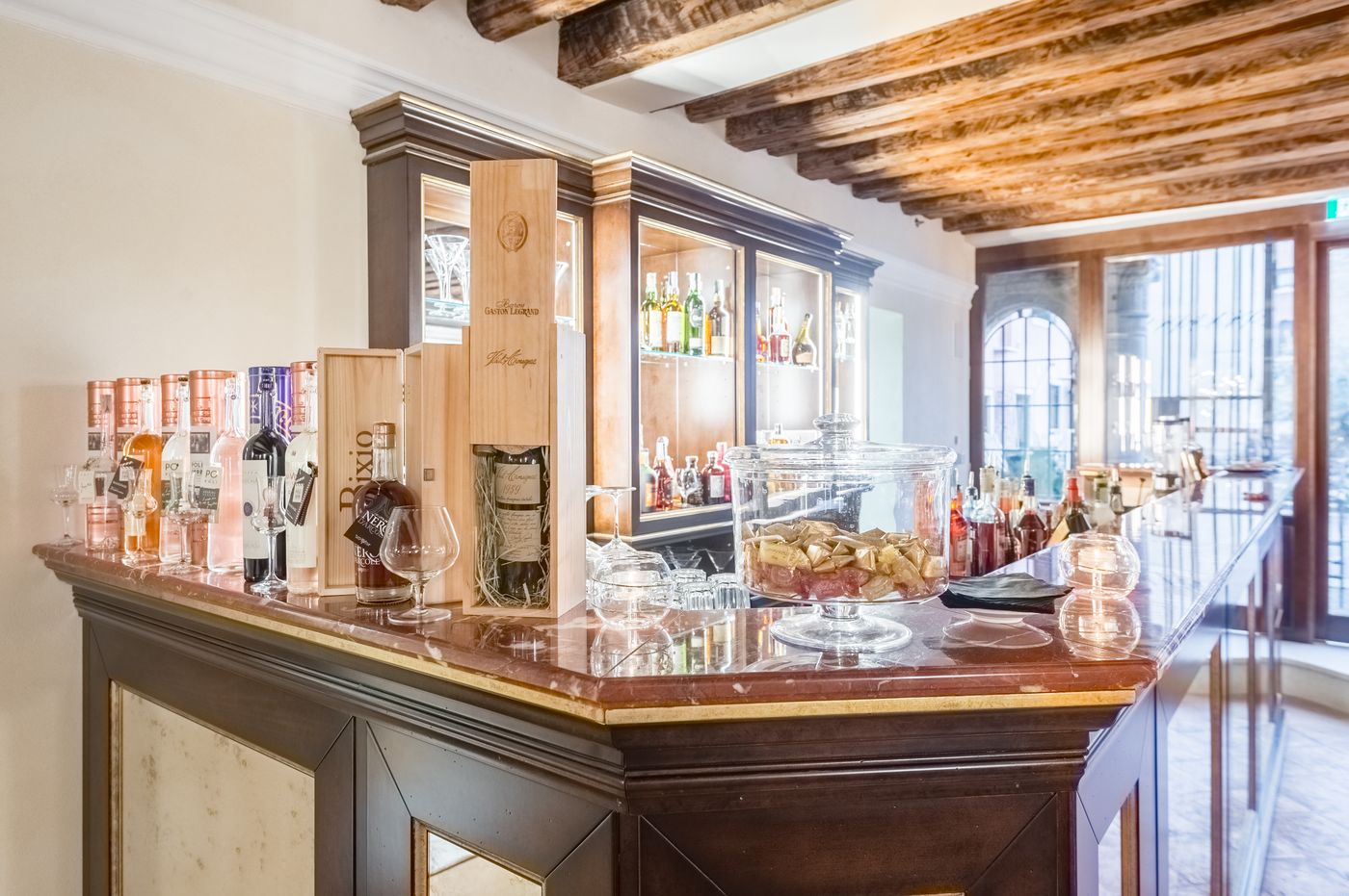 Nani-Mocenigo-Palace-Bar-16