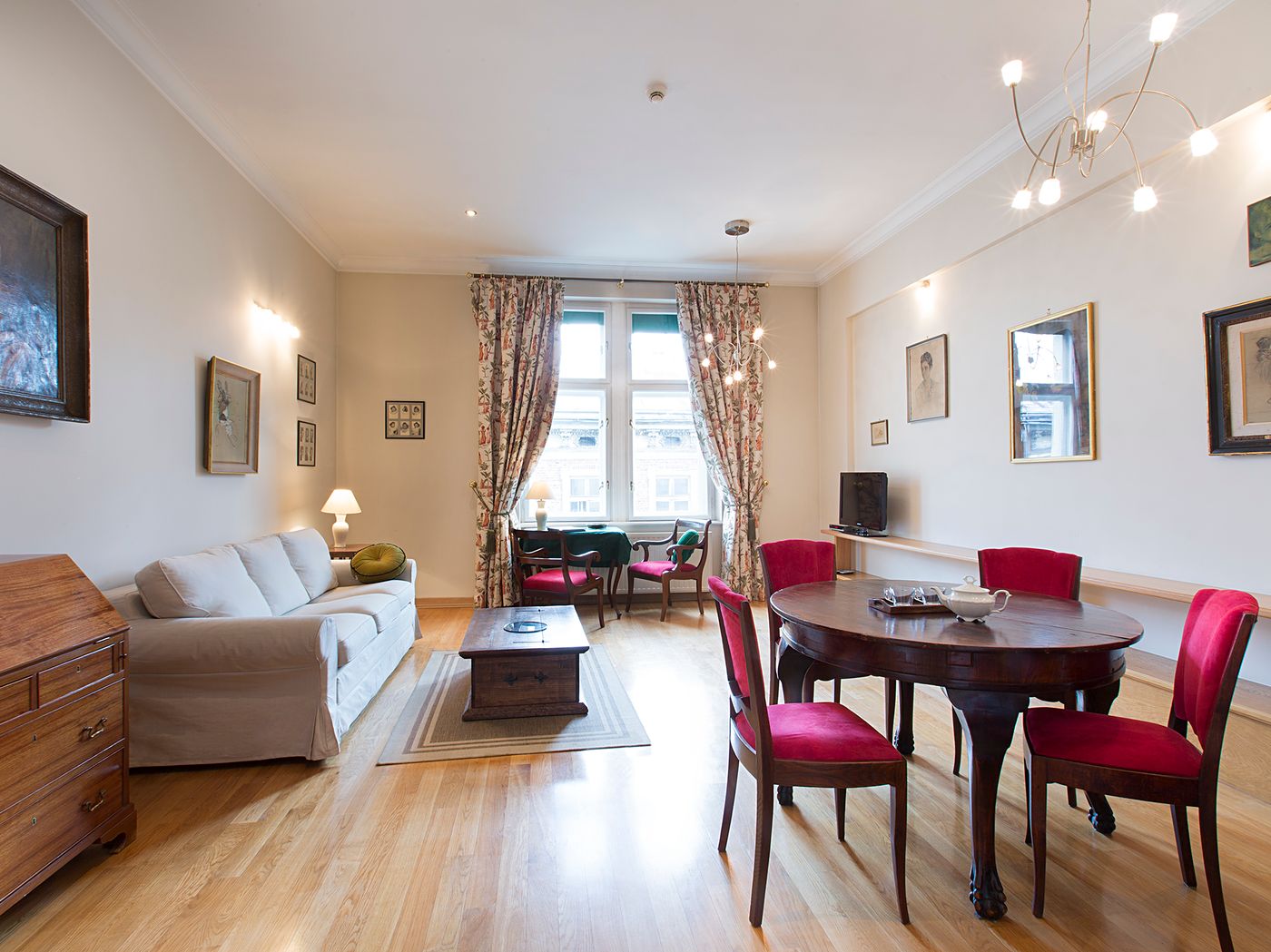 Antique-Apartments-Old-Town-Room-36