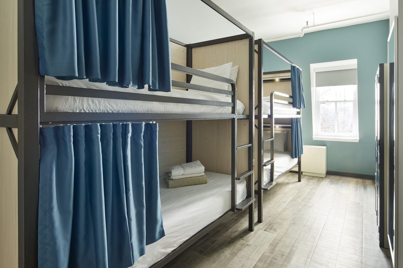 HI-NYC-Hostel-Room-1