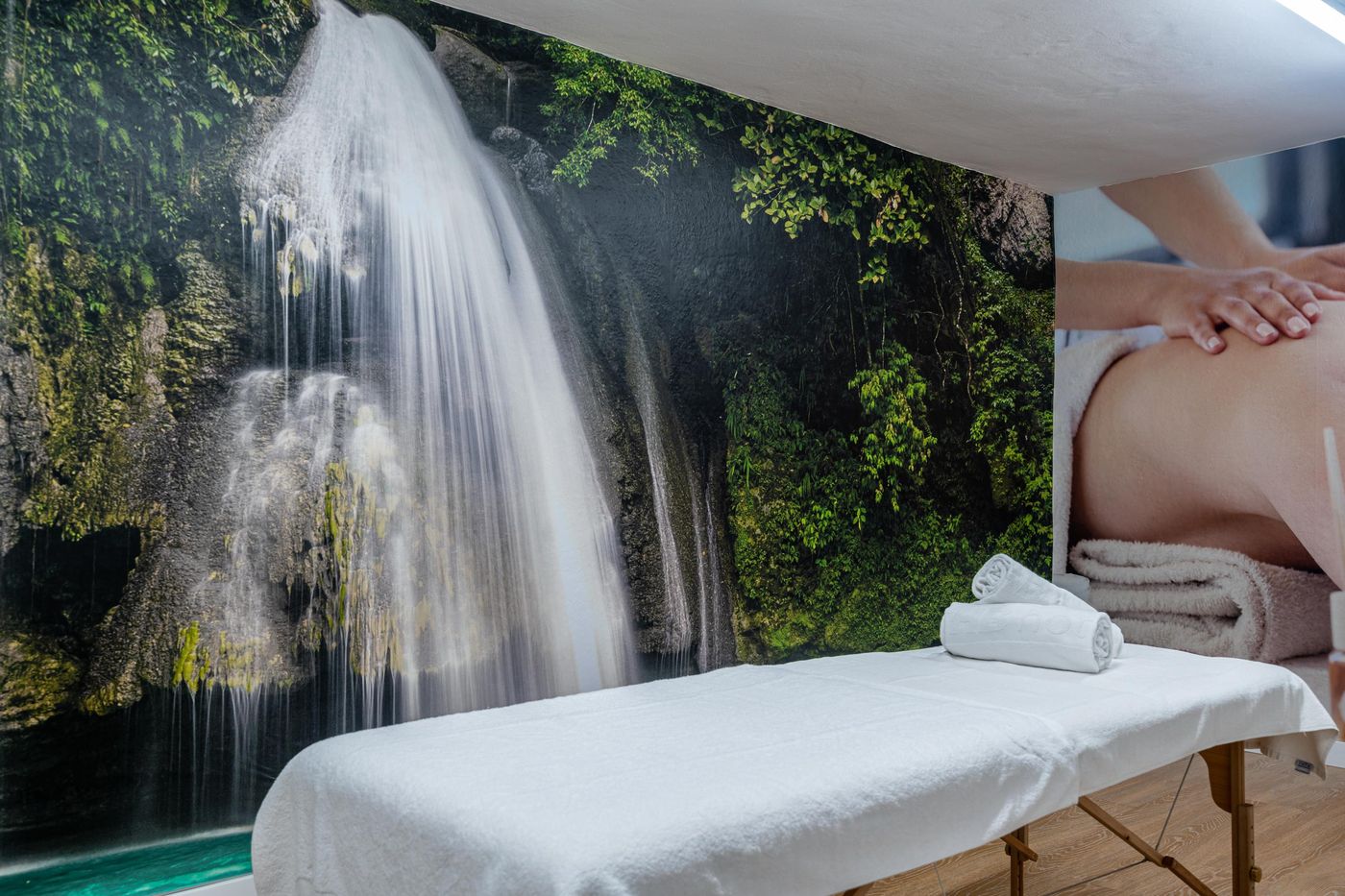 17.02.26 THB Maria Isabel