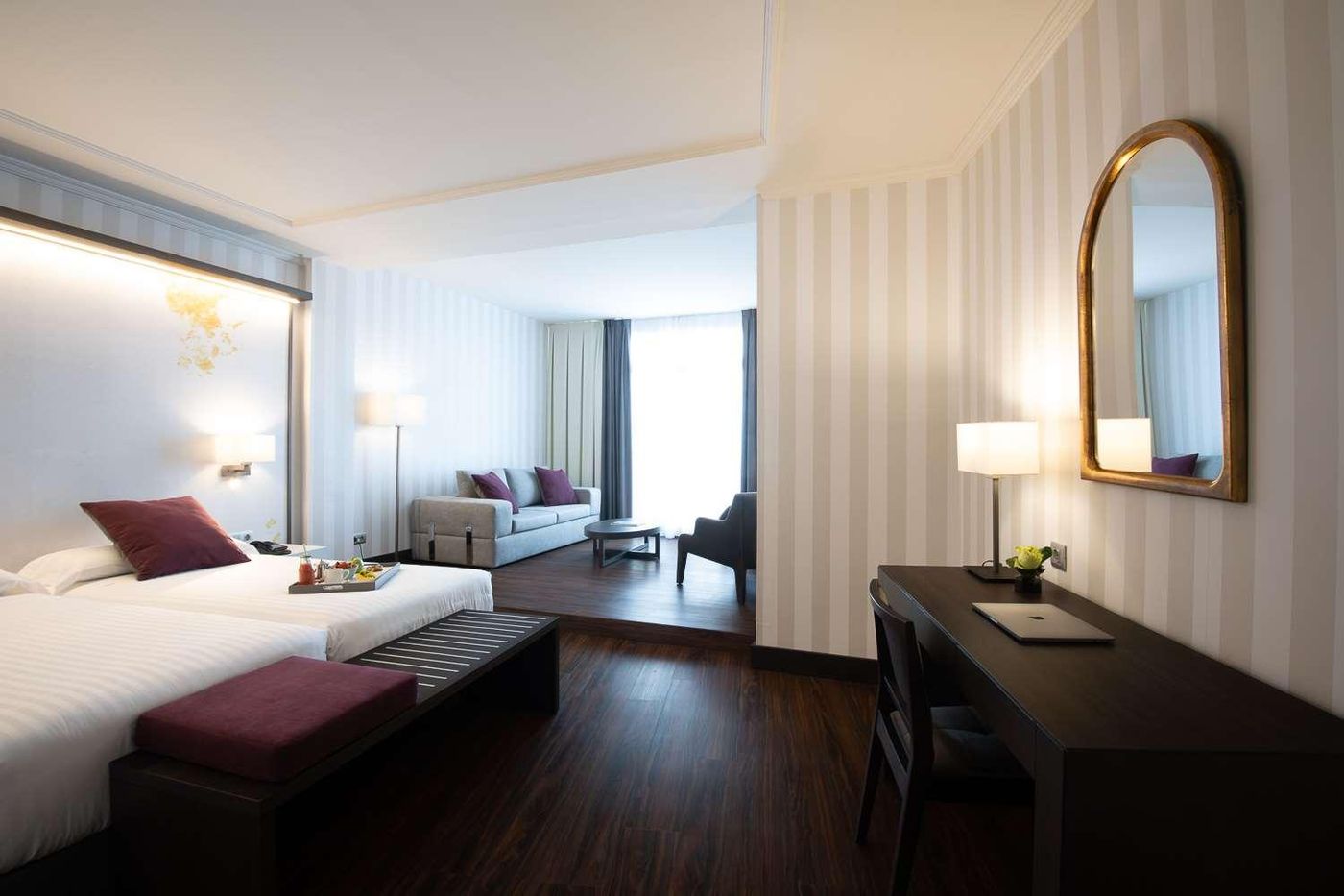 Palacio-San-Martin-Room-28