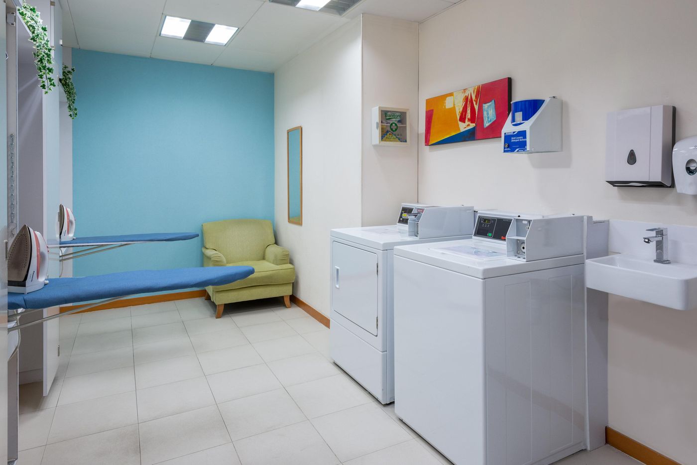 Holiday-Inn-Express-Causeway-Bay-Hong-Kong-General-view-33