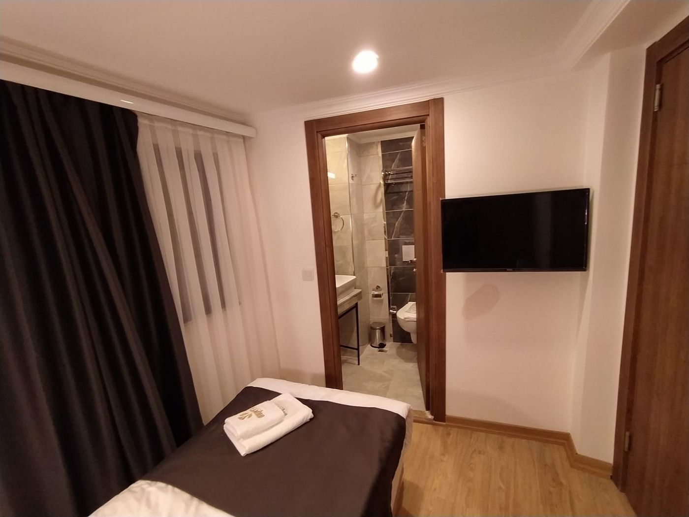 Nupera-Hotel-Room-9