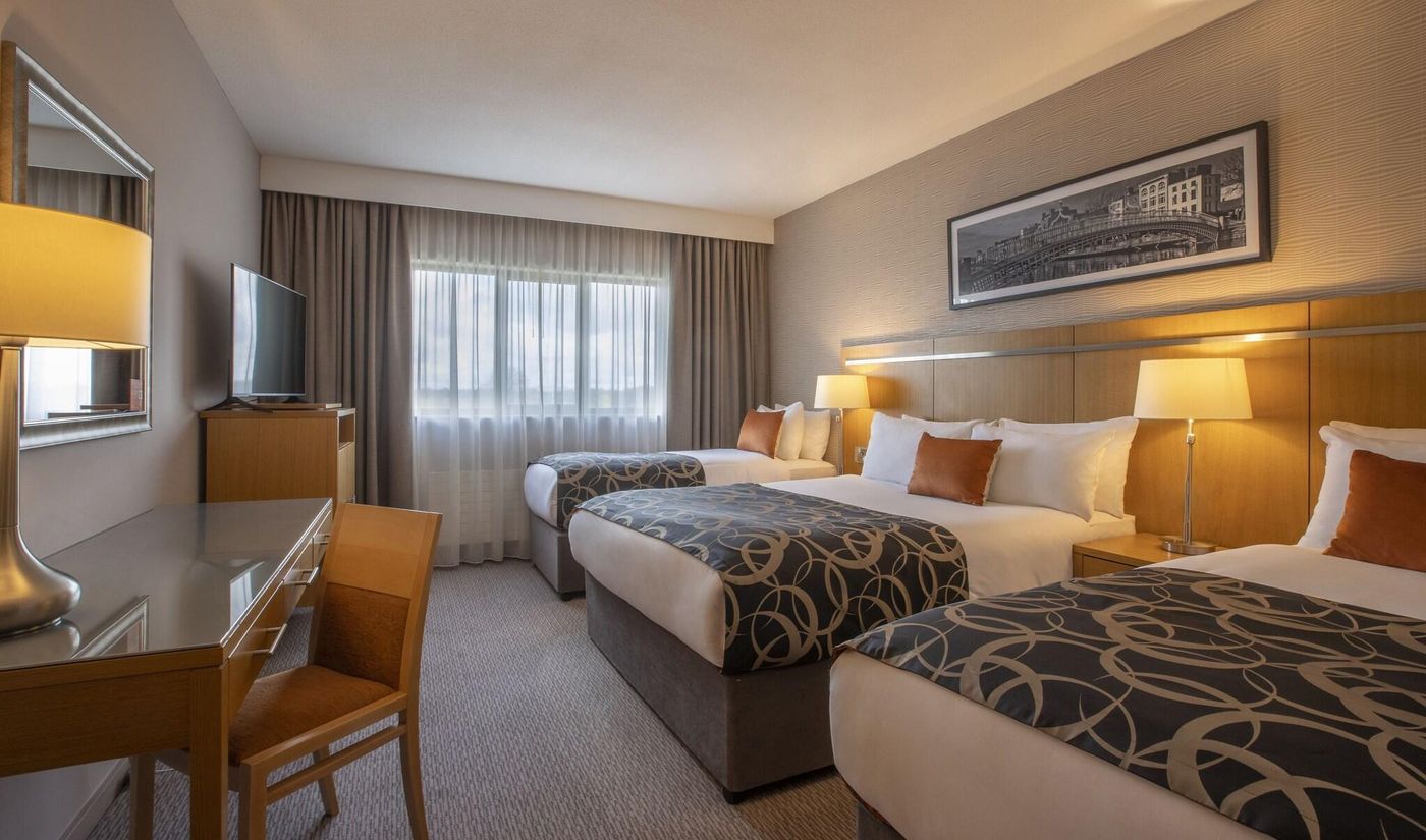 Clayton-Hotel-Liffey-Valley-Room-7