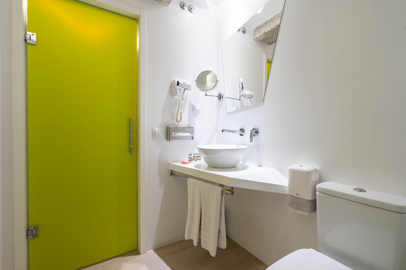 Atarazanas-Malaga-Boutique-Hotel-Room-40