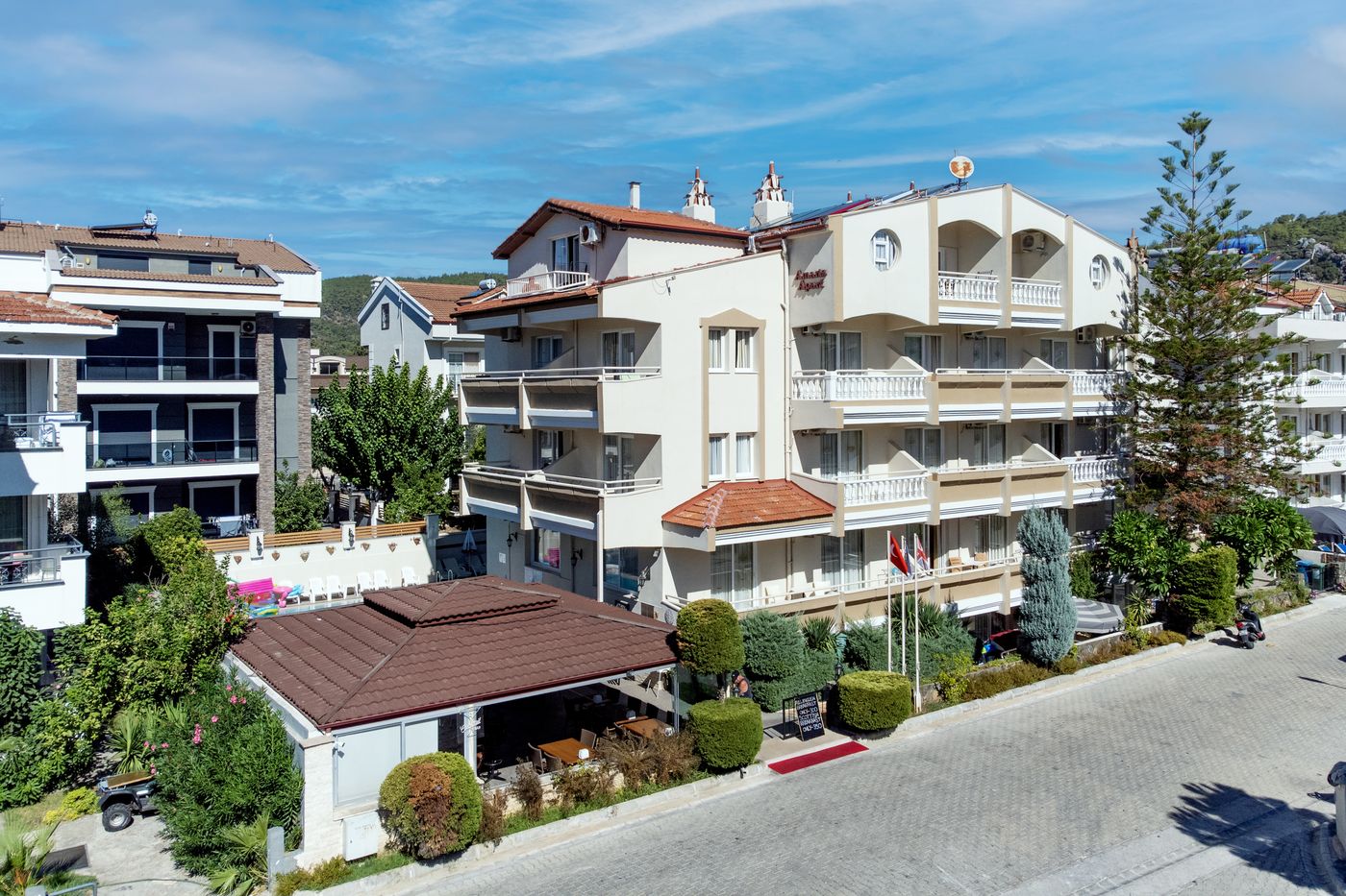 Amaris-Apartments-General-view-7
