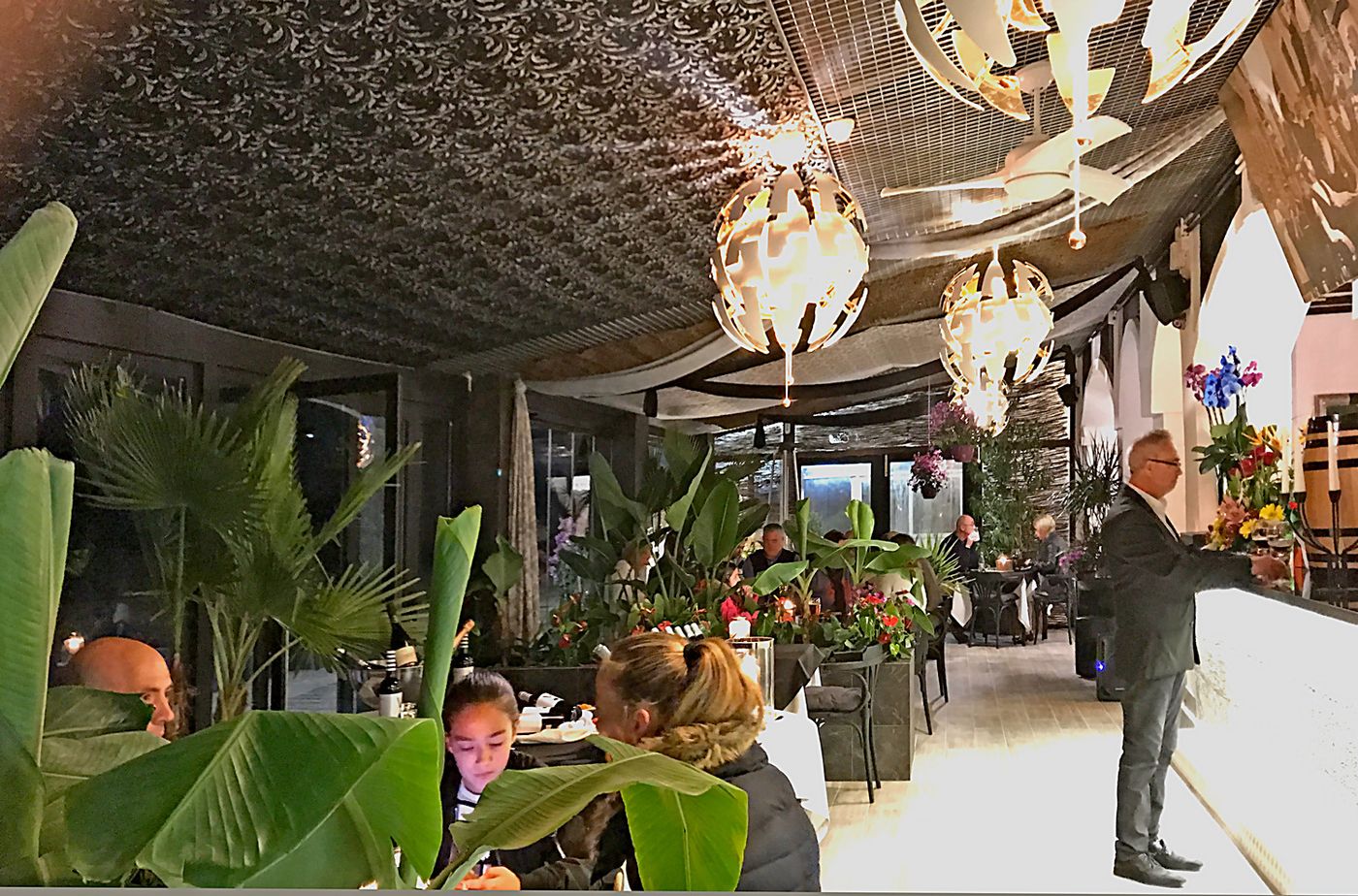 Lloyds-Beach-Club-Restaurant-47