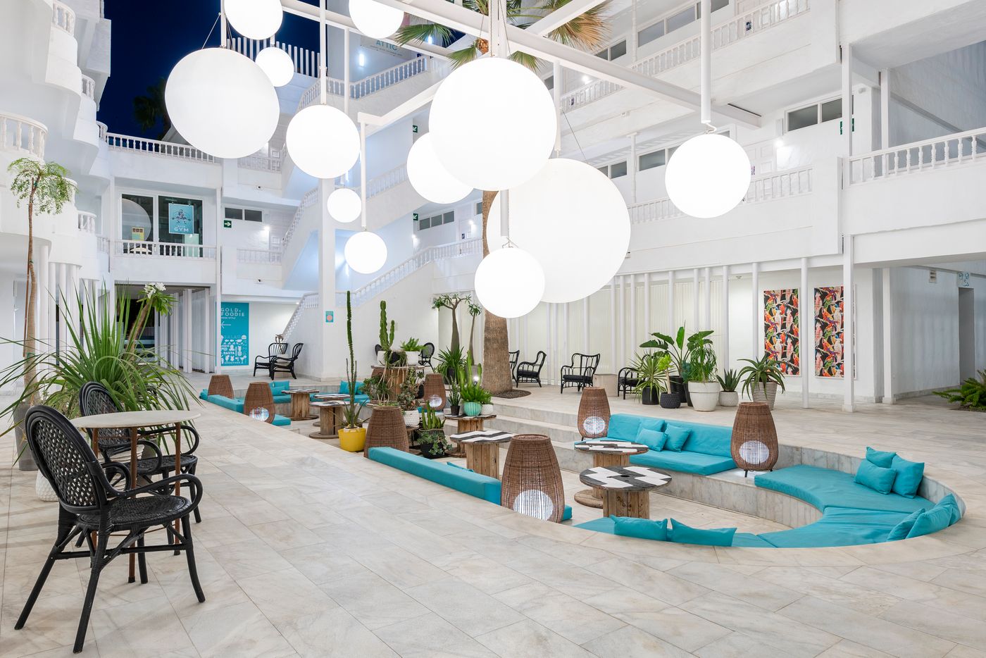 Gold-Hotel-Marina---Adults-Only-Lobby-49