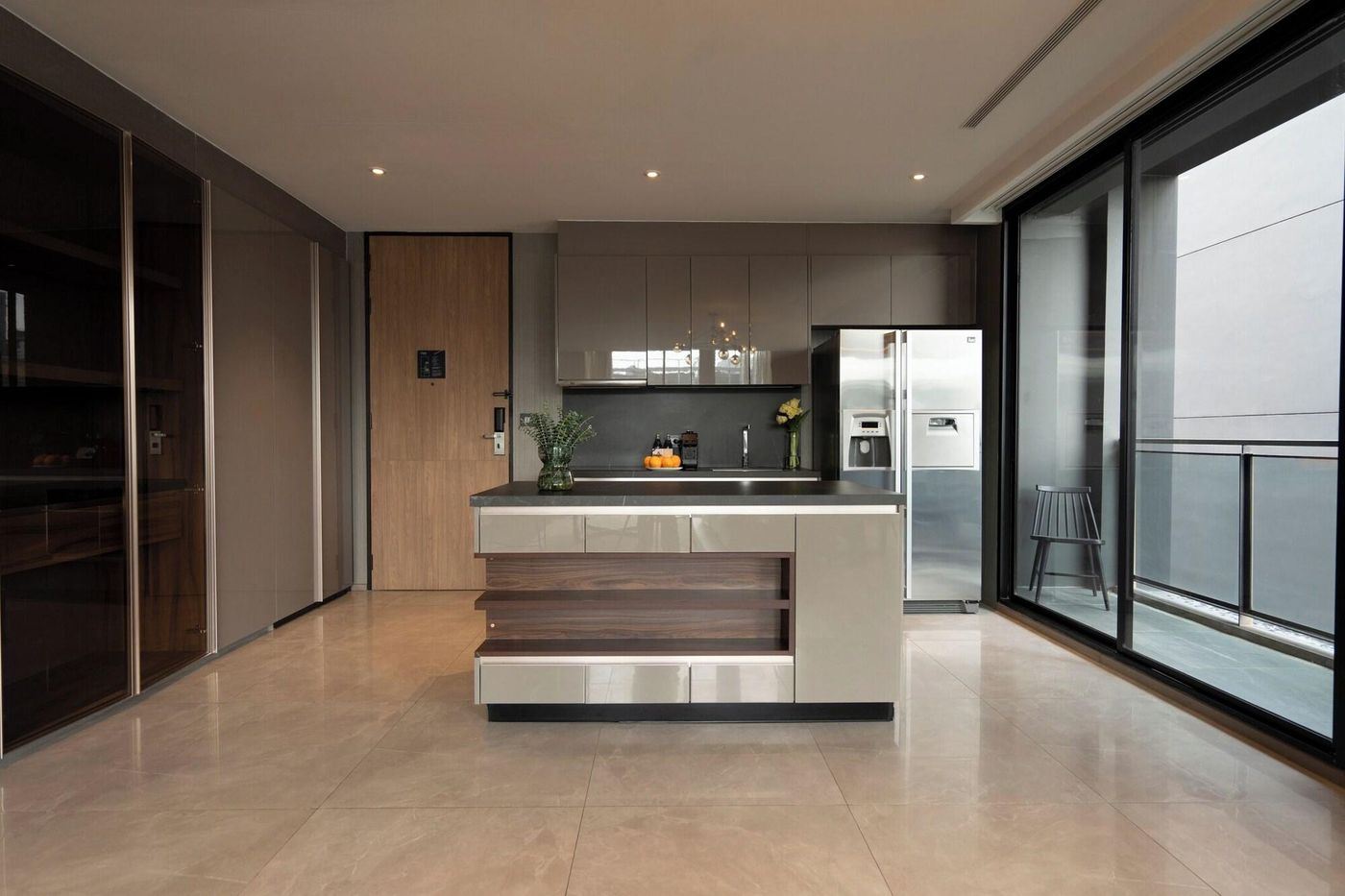 Walton-Suites-Sukhumvit-Room-51