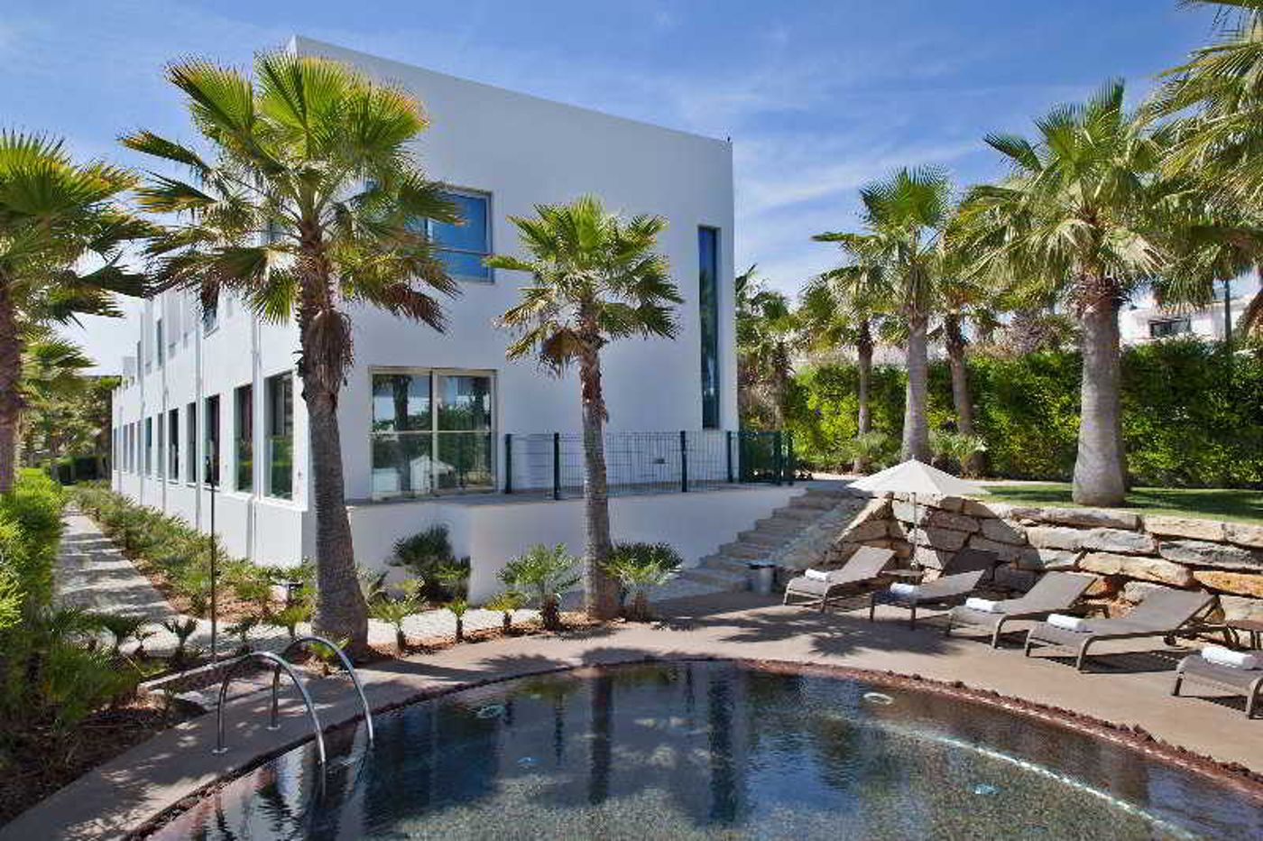 Sao-Rafael-Holidays-Pool-4