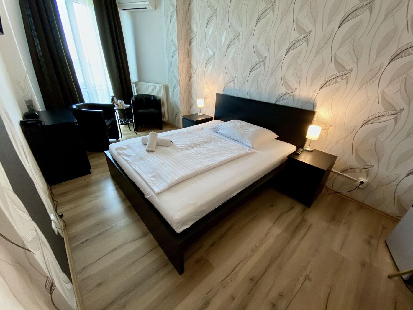 Hotel Modena-Slovakia-BRATISLAVA-General view-4