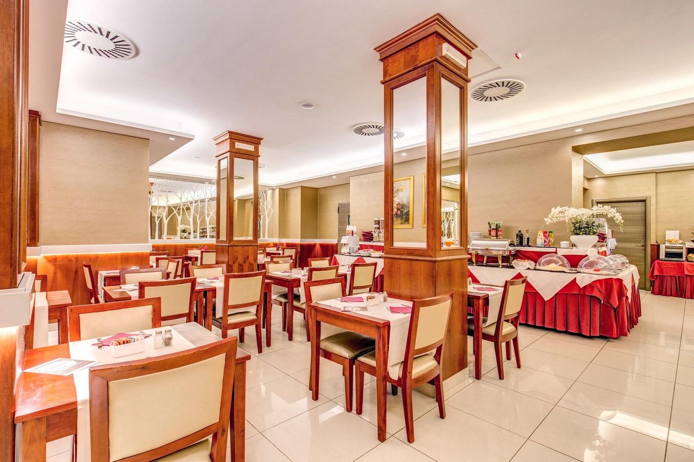 Augusta-Lucilla-Palace-Restaurant-32