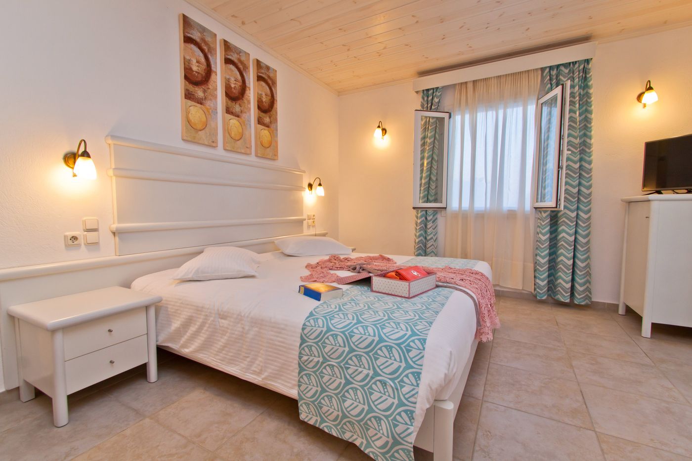 Yiannaki-Hotel-General-view-18