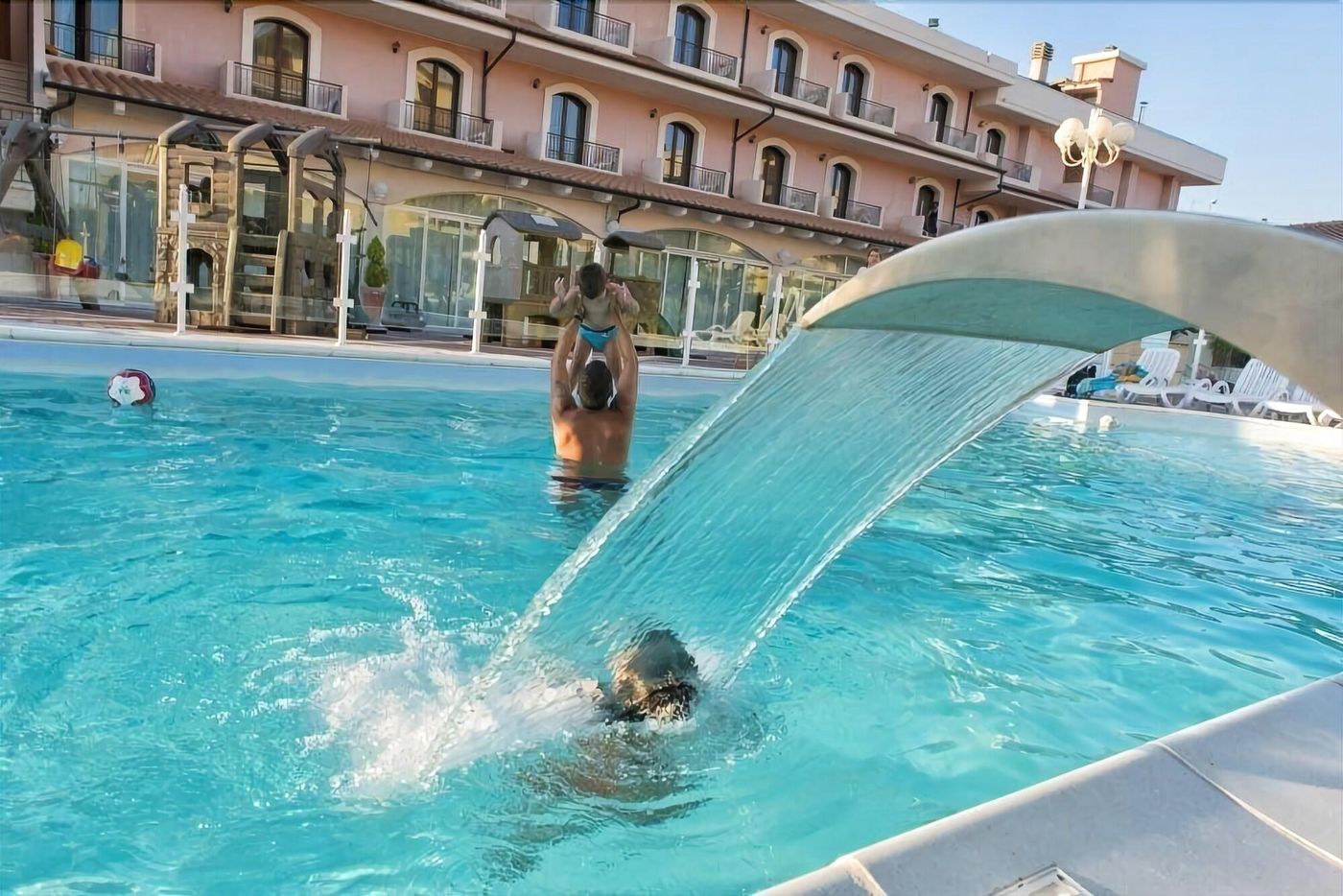 Hotel-Villa-Elena-Sports-and-Entertainment-50