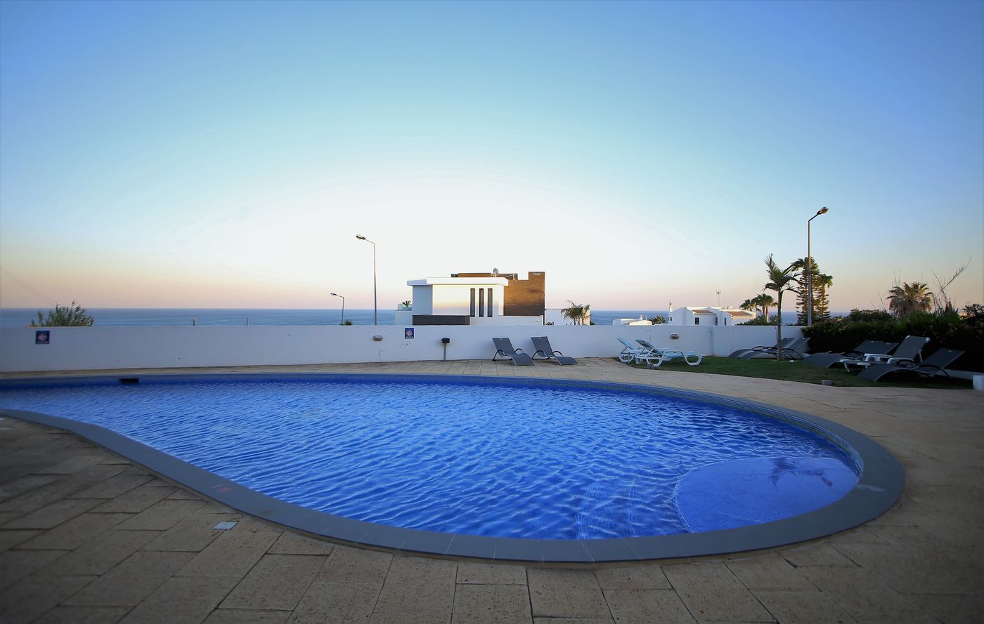 Hotel-Maritur---Adult-Only-Pool-7