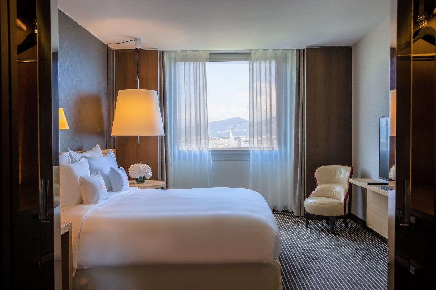 InterContinental-Geneva-Room-37