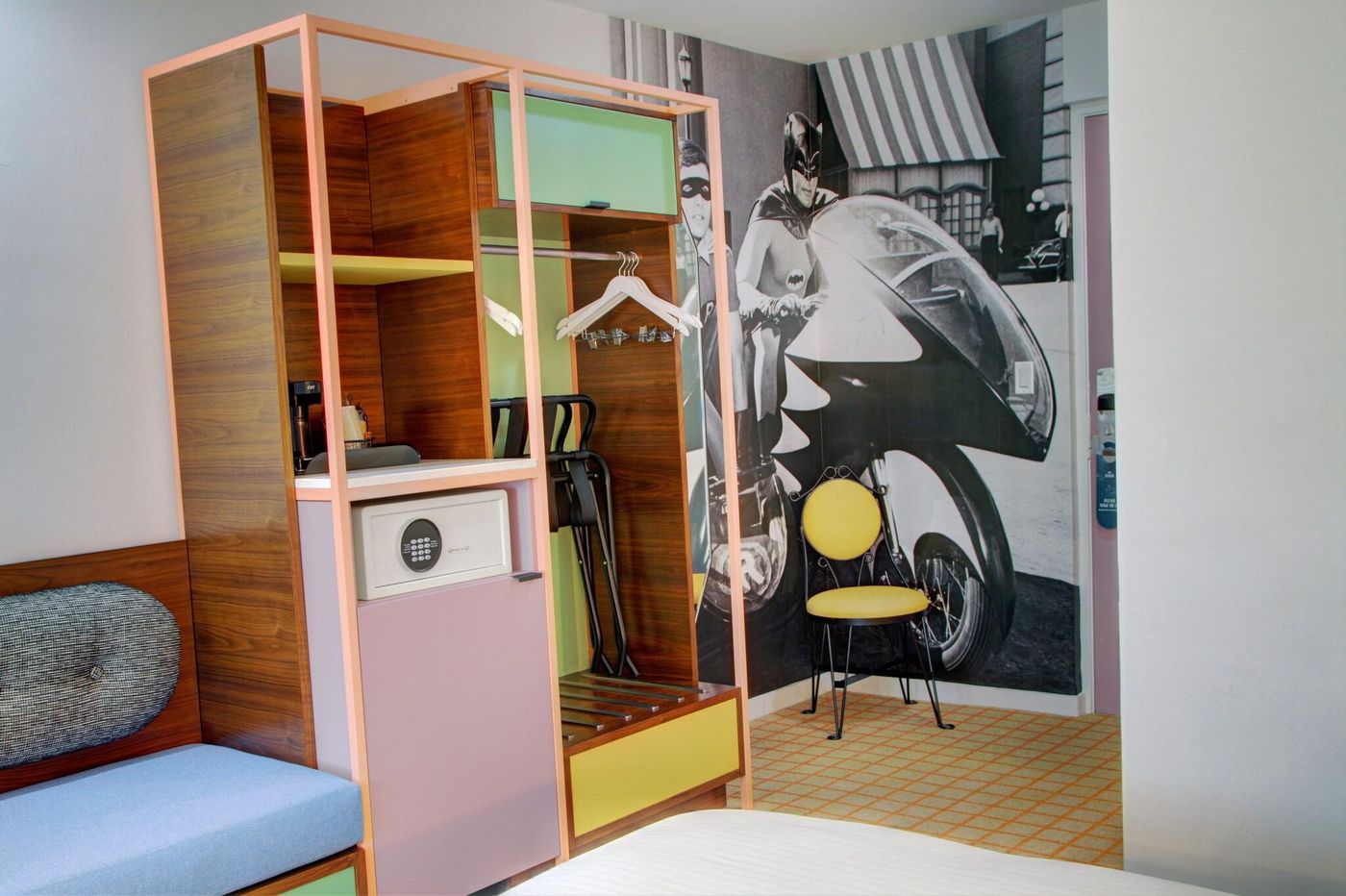 Best-Western-Plus-Hollywood-Hills-Room-37