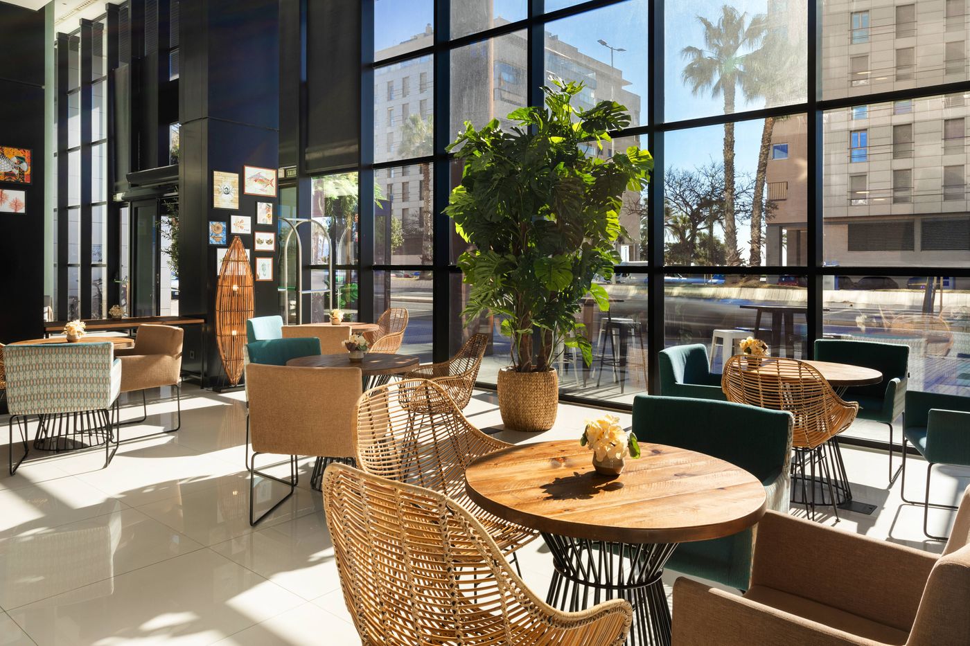 Vincci-Malaga-Lobby-48