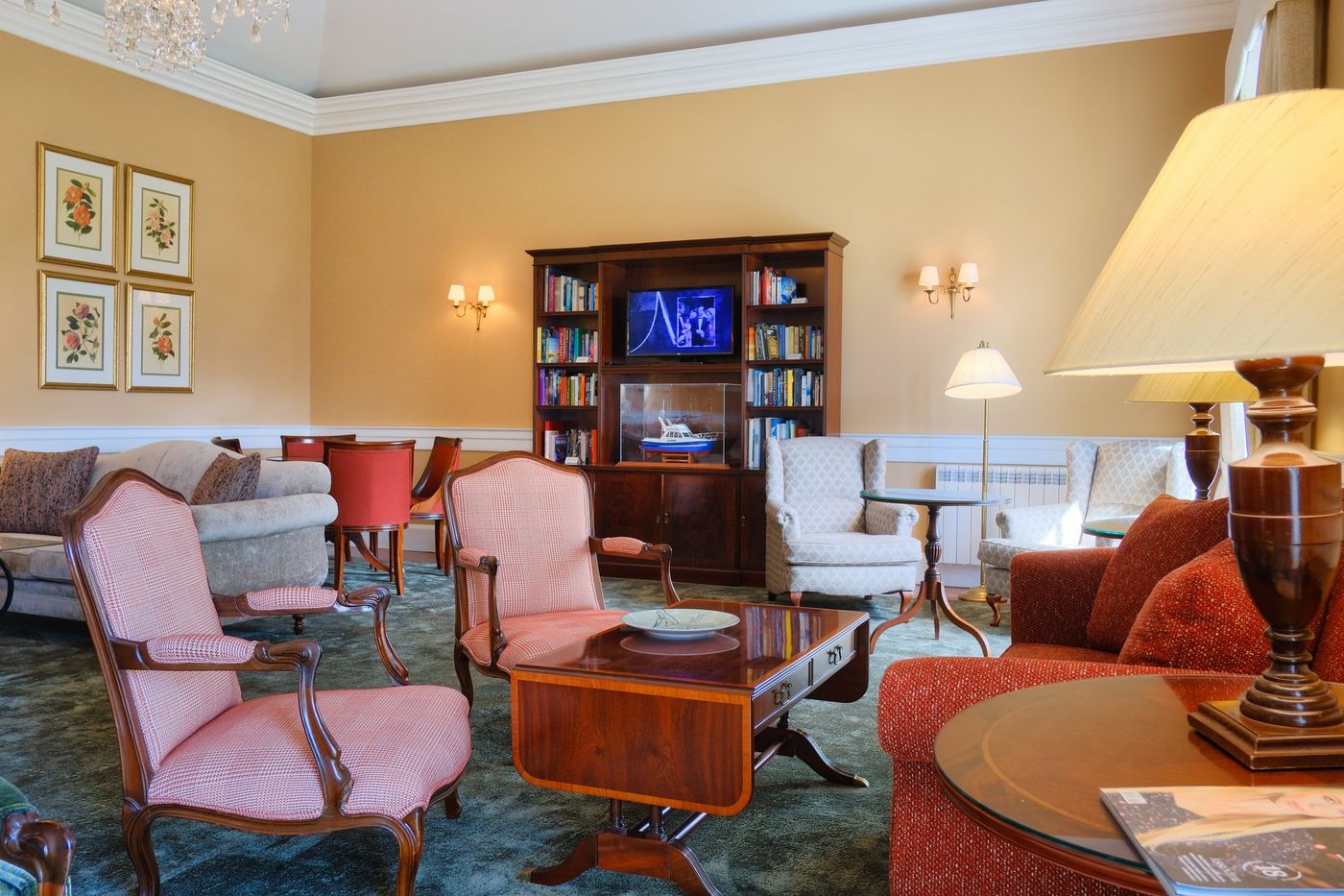 Casa-Velha-do-Palheiro-Lobby-56