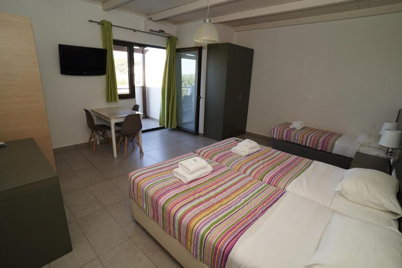 Ledra-Maleme-Room-37