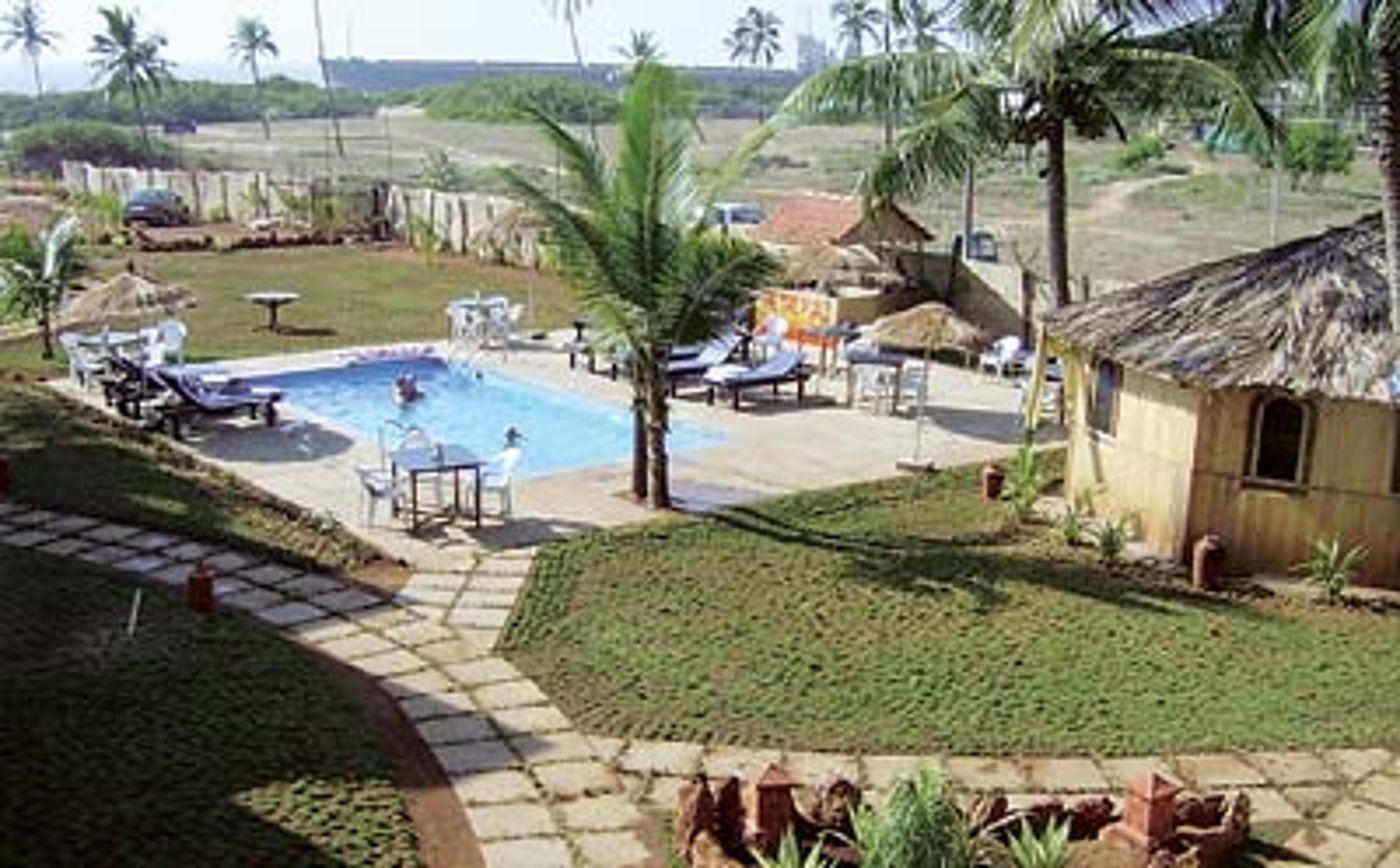 Santana Beach Resort