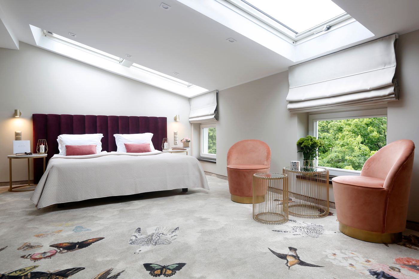 Queen-Boutique-Hotel-Room-12