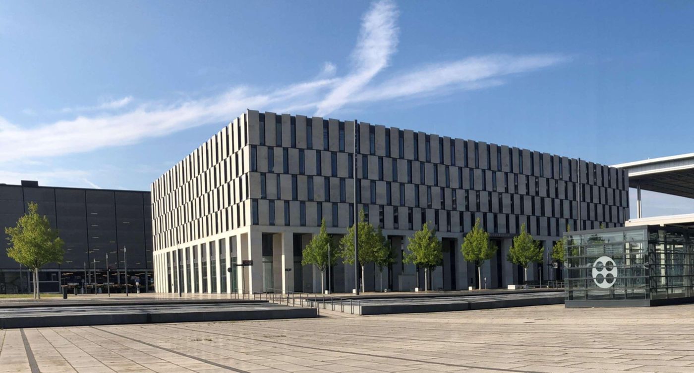 Steigenberger-Airport-Hotel-Berlin-General-view-4