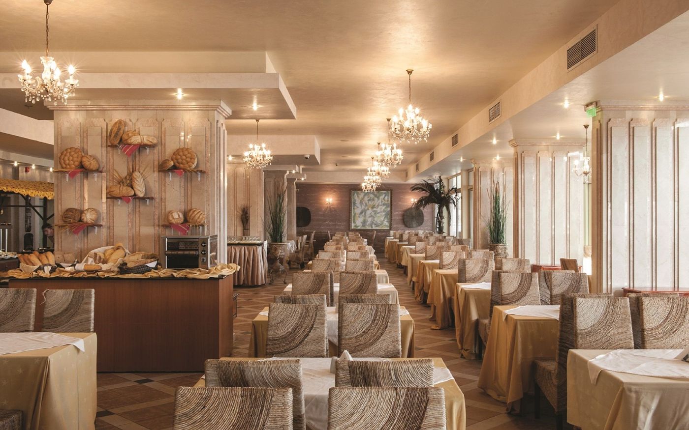 Royal-Bay-Restaurant-29