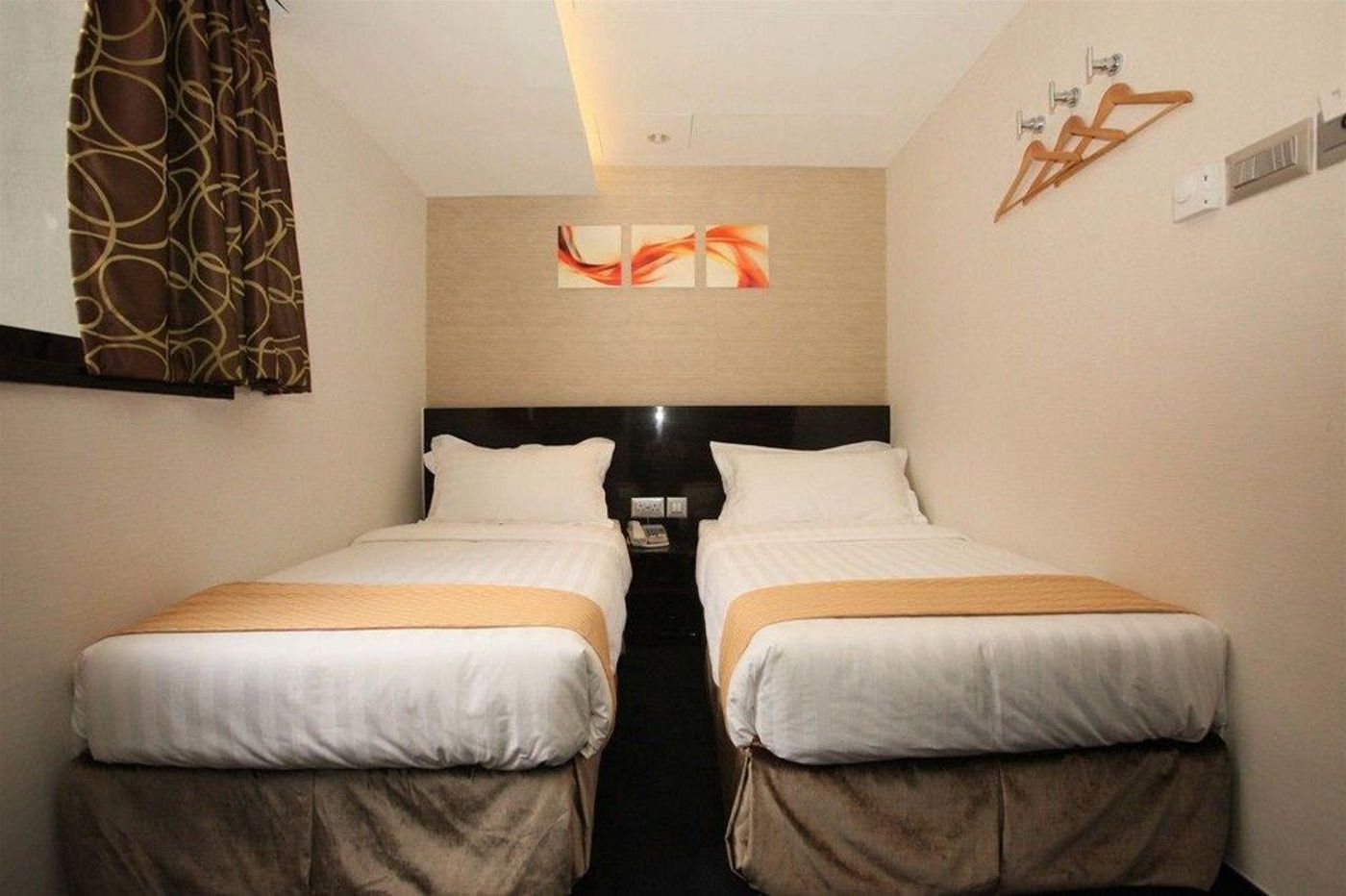 Noble-Park-Hotel-General-view-5