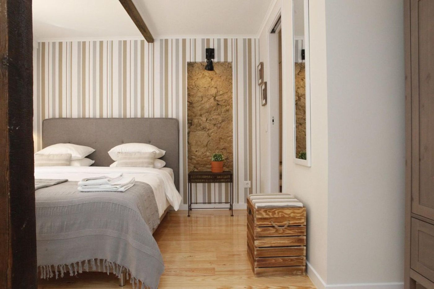 Flores-Guest-House-Room-37