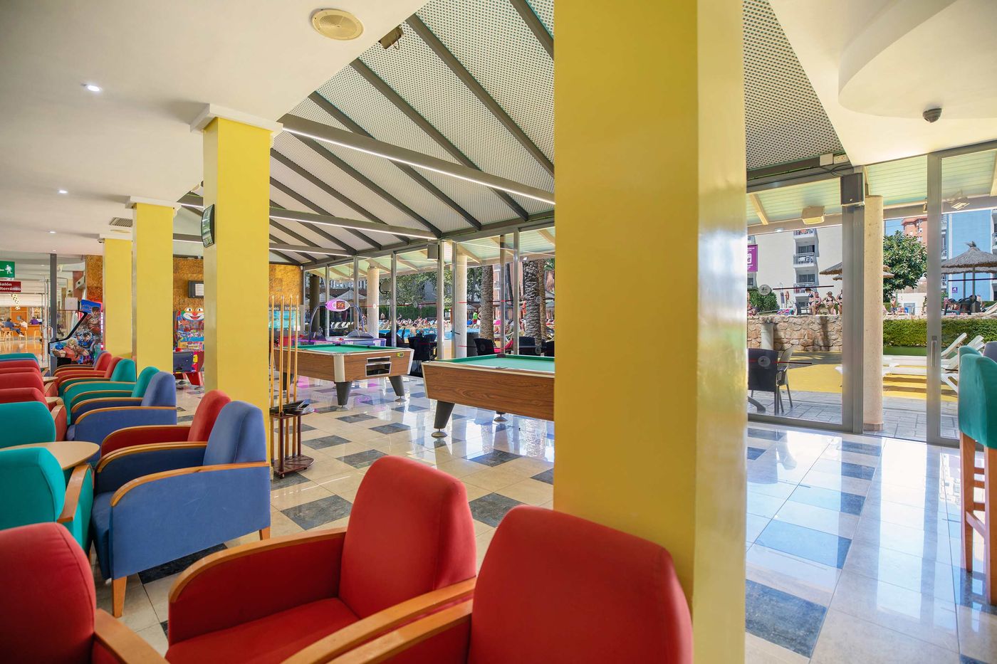 Servigroup-Pueblo-Benidorm-Bar-35