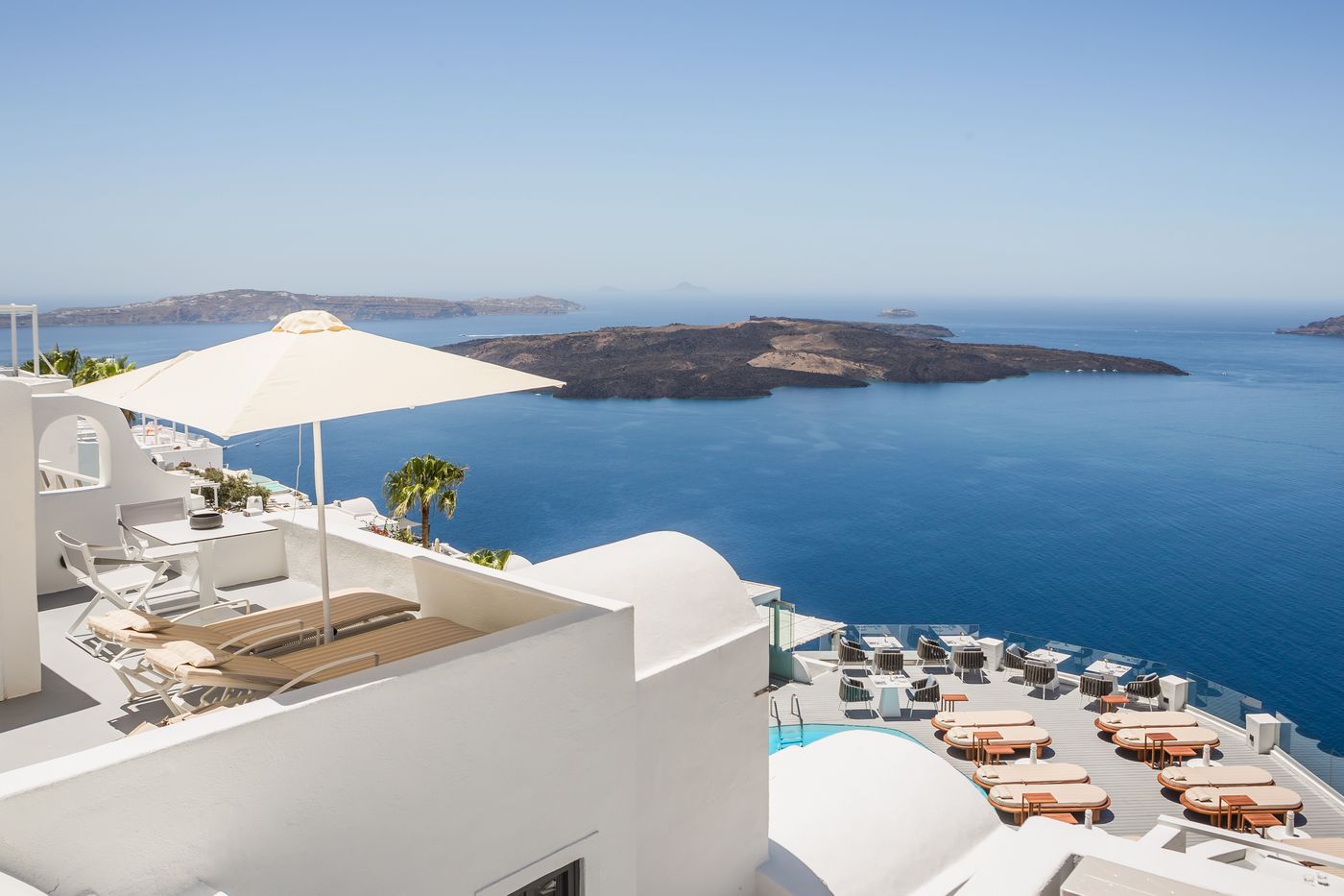 Sunrocks-Santorini---Adults-Only-Room-46