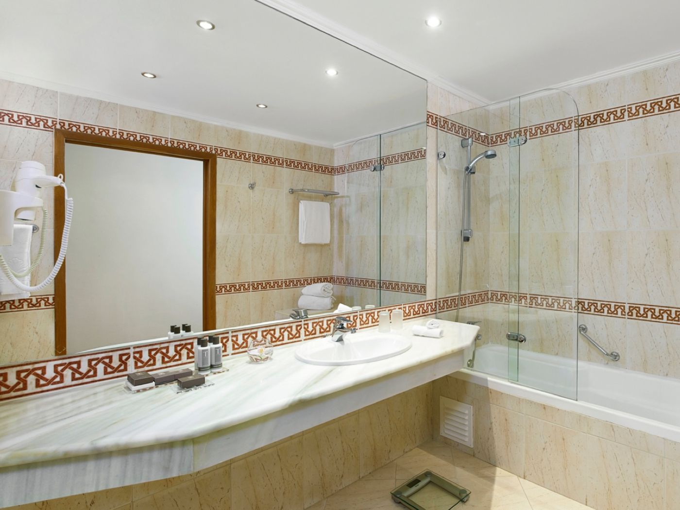 Ria-Park-Hotel---Spa-Room-36