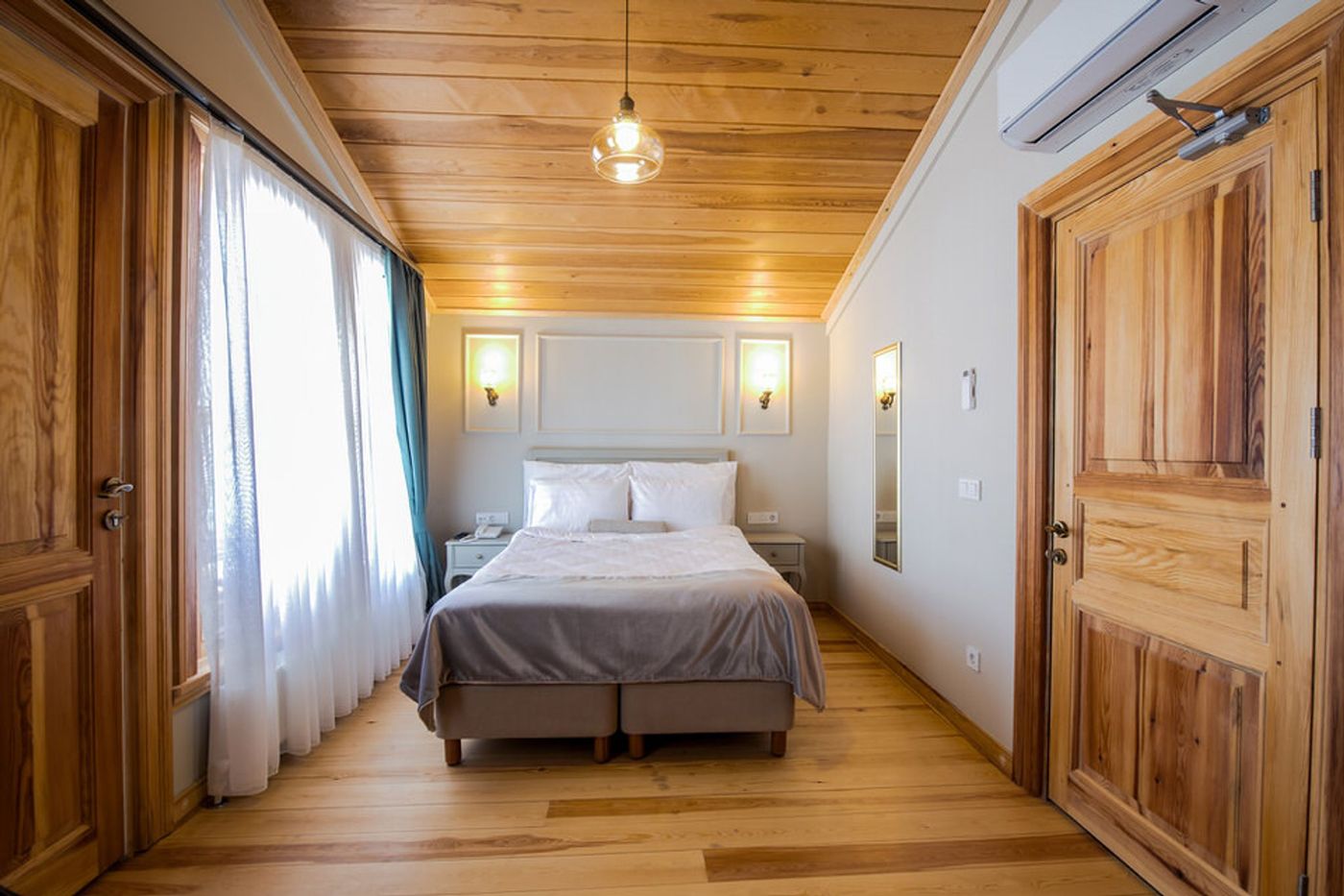 Ikiz-Konak-Boutique-Hotel-Room-9