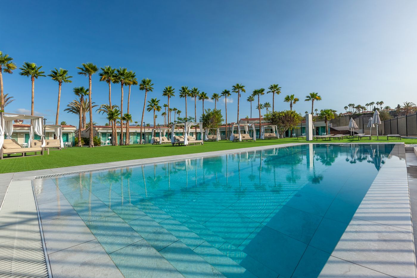 Kumara Serenoa by Lopesan Hotels