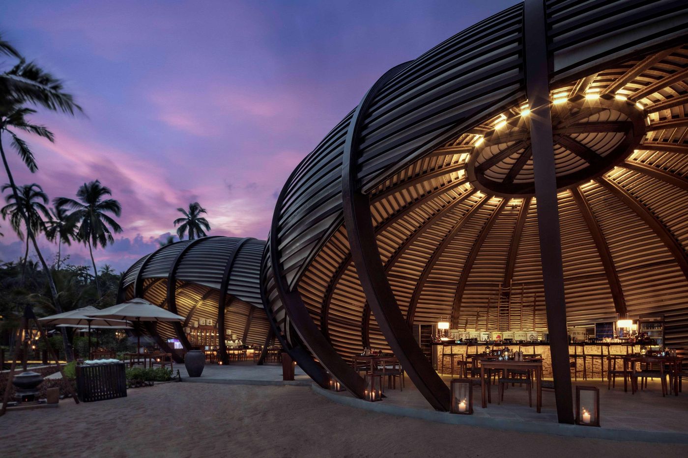 Anantara-Peace-Haven-Tangalle-Resort-Restaurant-12