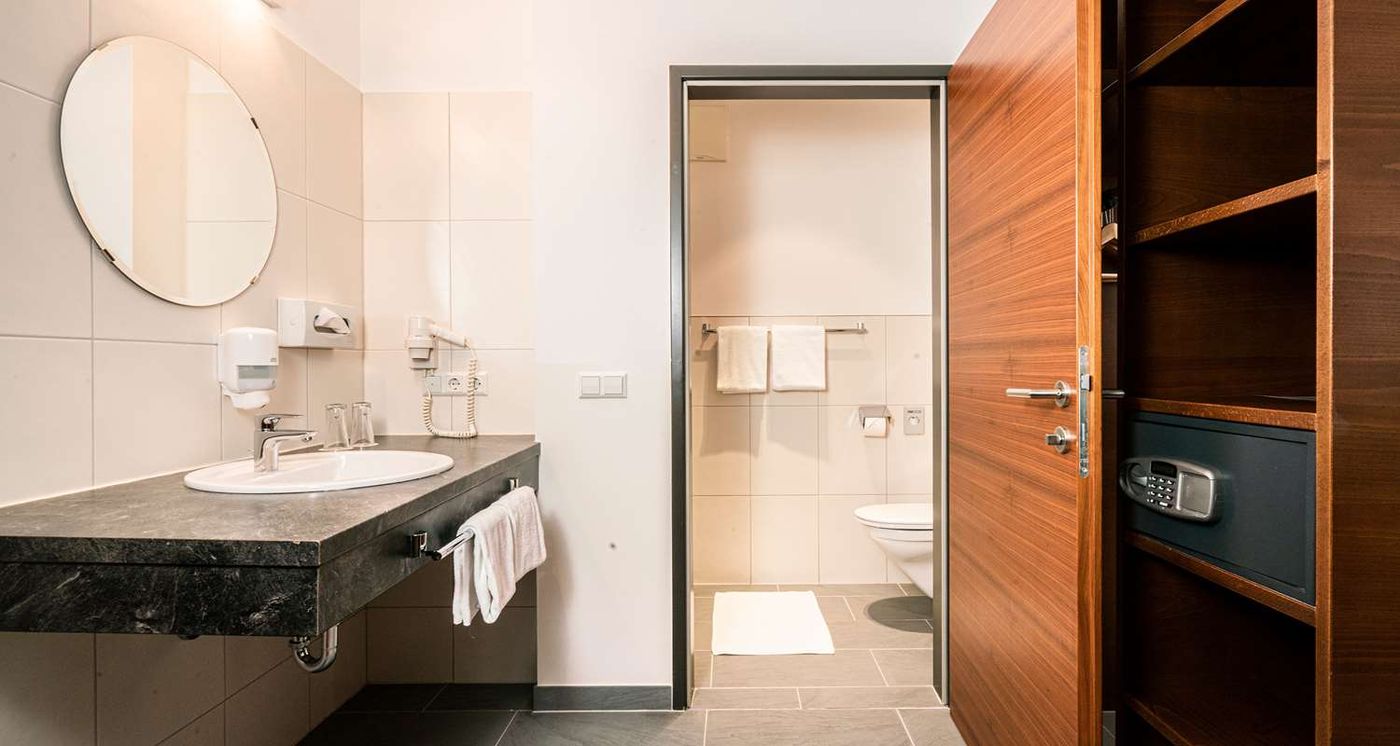 Best Western Hotel am Walserberg-Austria-Wals-General view-2