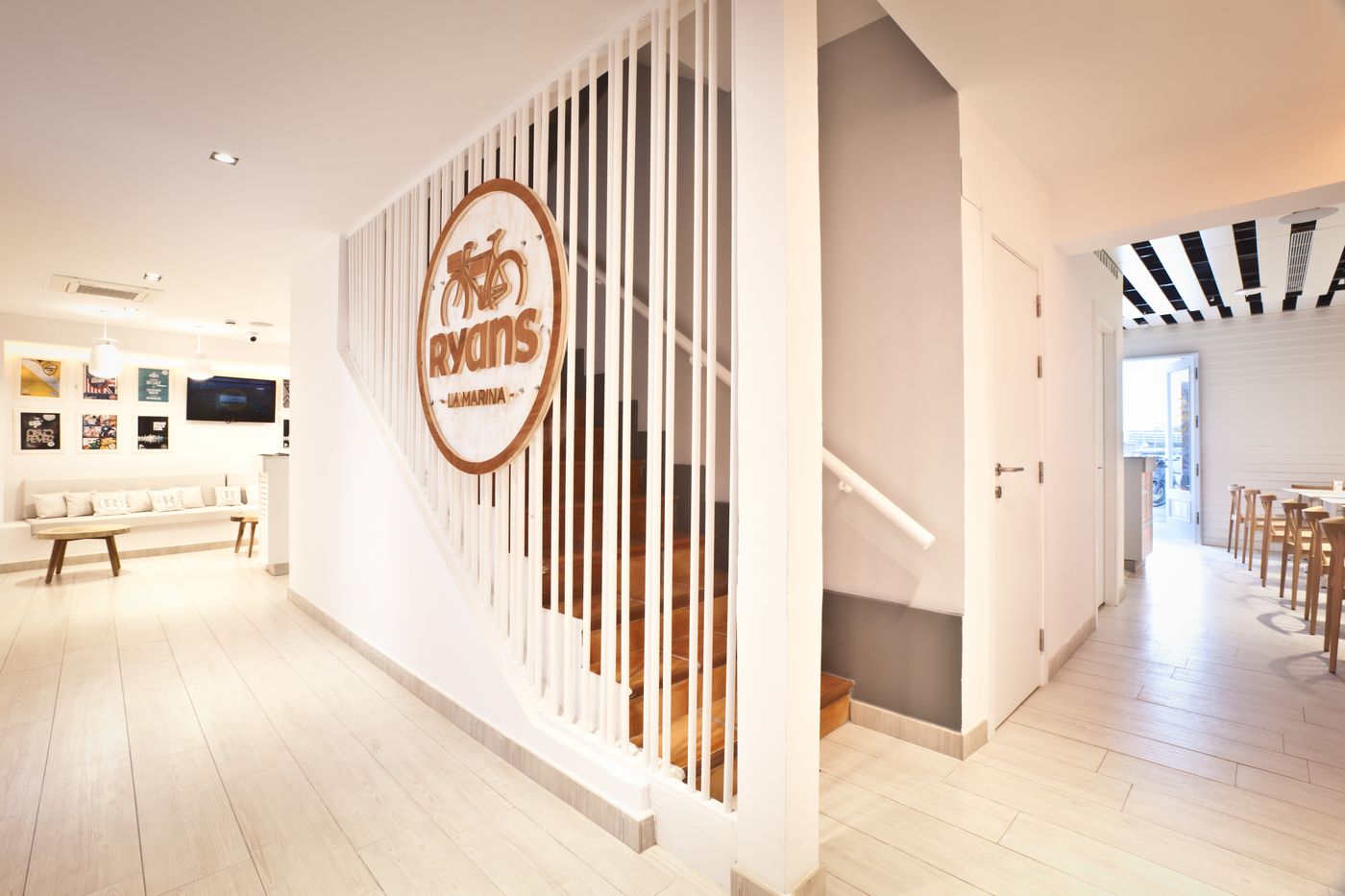 Hotel-Ryans-La-Marina-Lobby-56