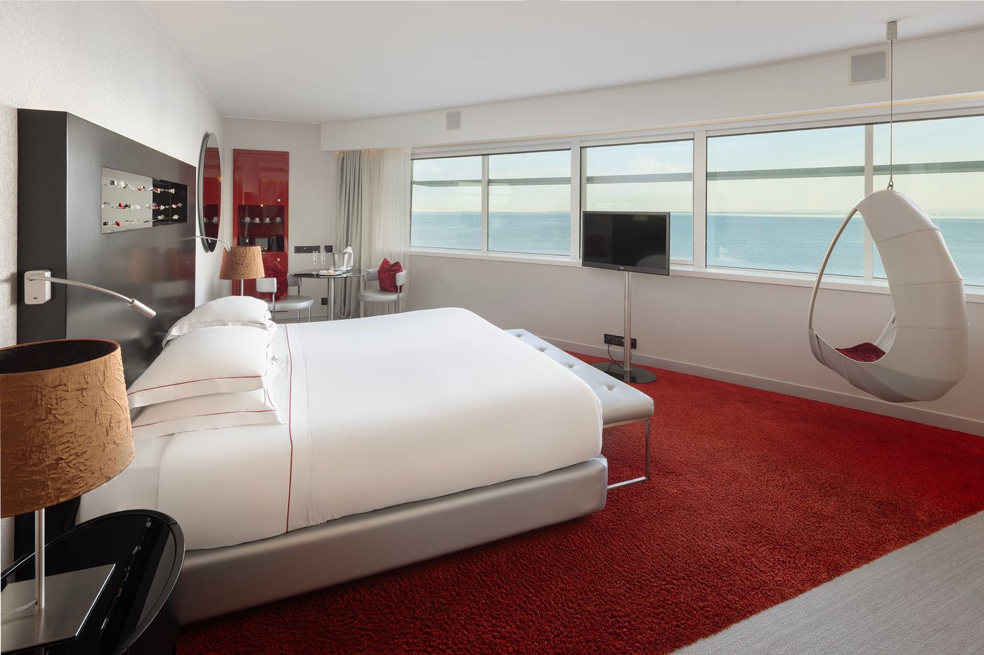 Myriad-By-Sana-Hotels-Room-18