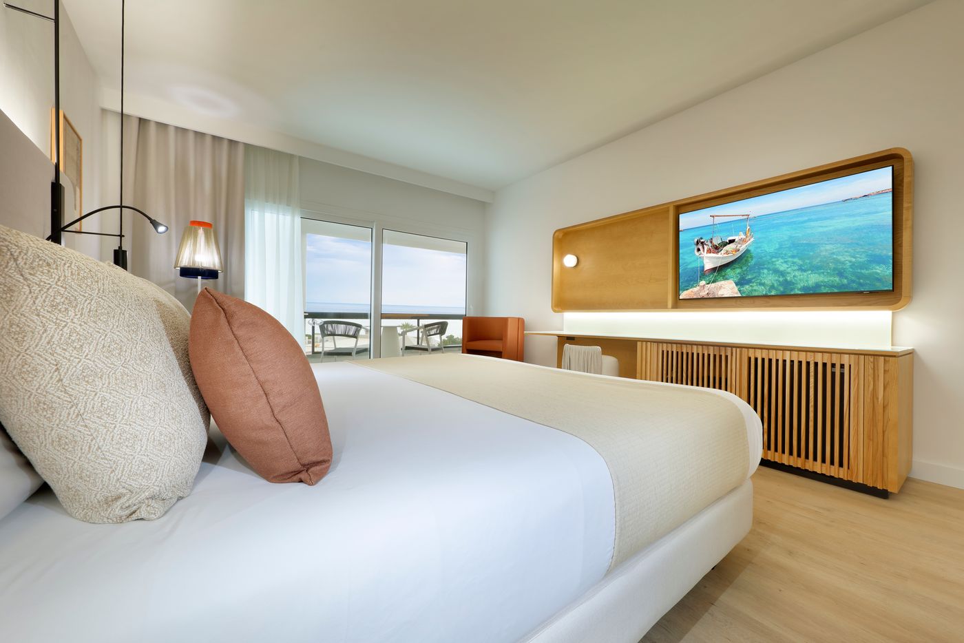 Grand-Palladium-Palace-Ibiza-Resort---Spa-Room-34