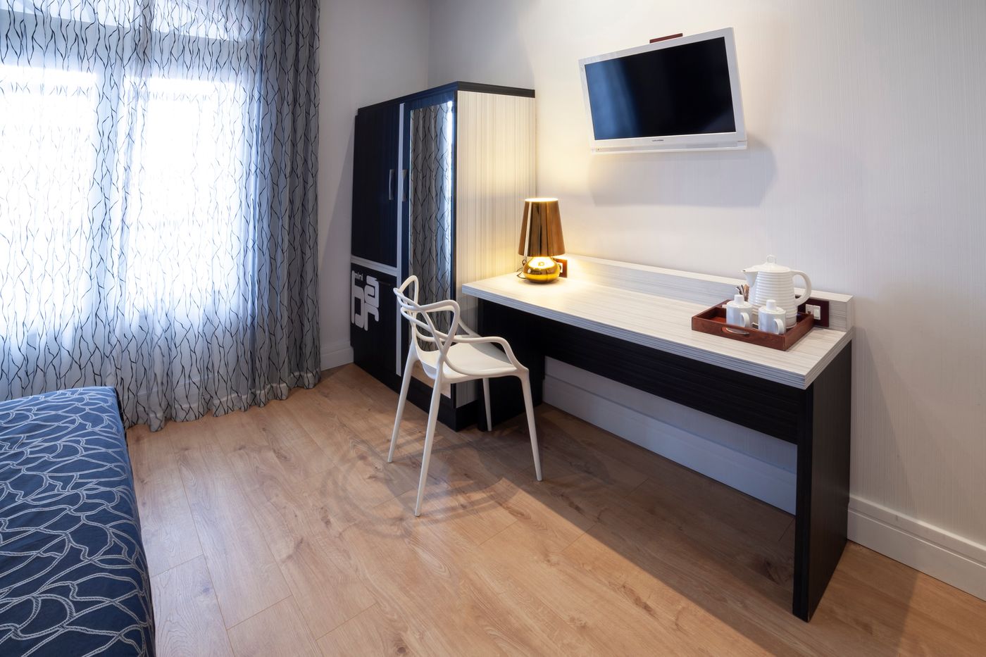 Petit-Palace-Savoy-Alfonso-XII-Room-29