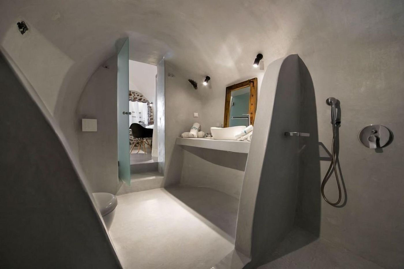 Armeni-Village-Room-22