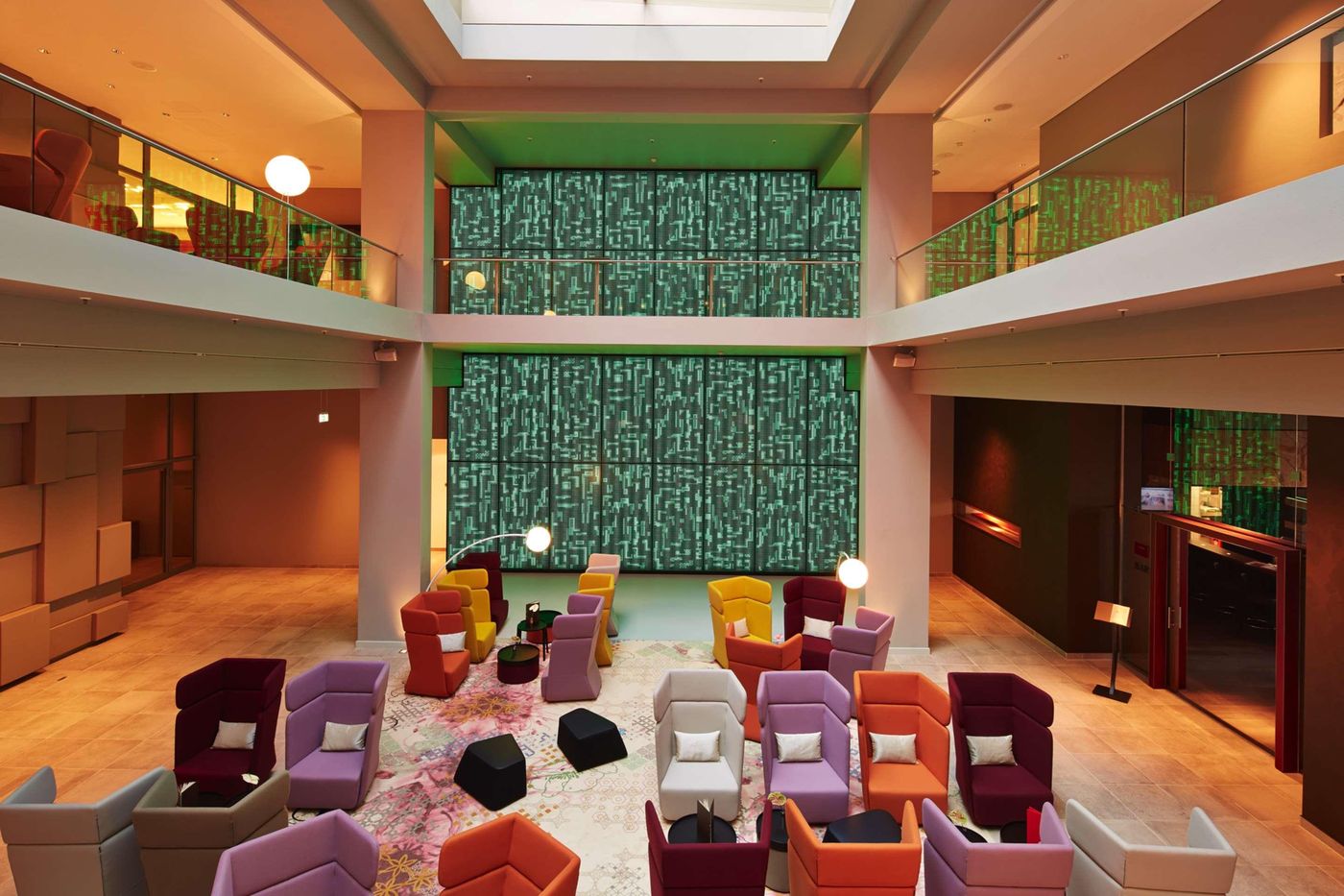 Steigenberger-Hotel-am-Kanzleramt-Lobby-13