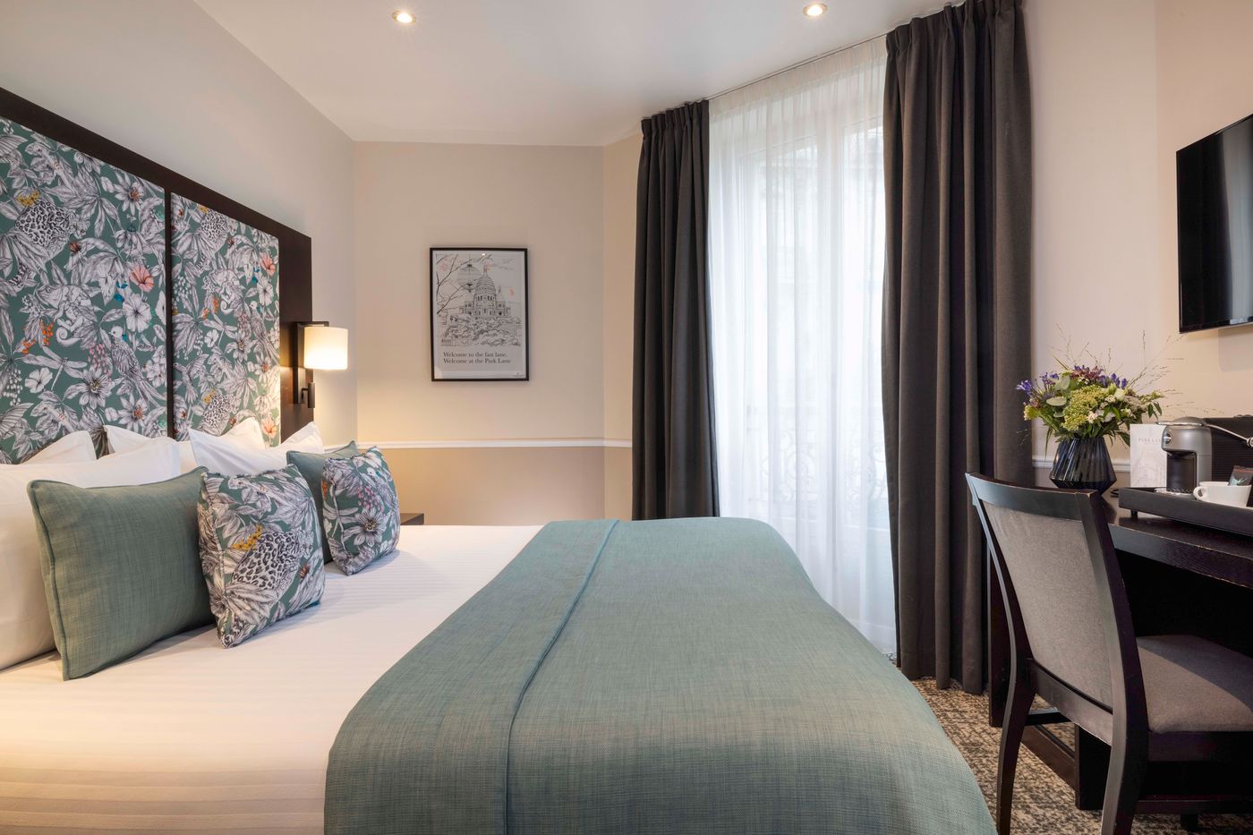 Park-Lane-Paris-Room-29
