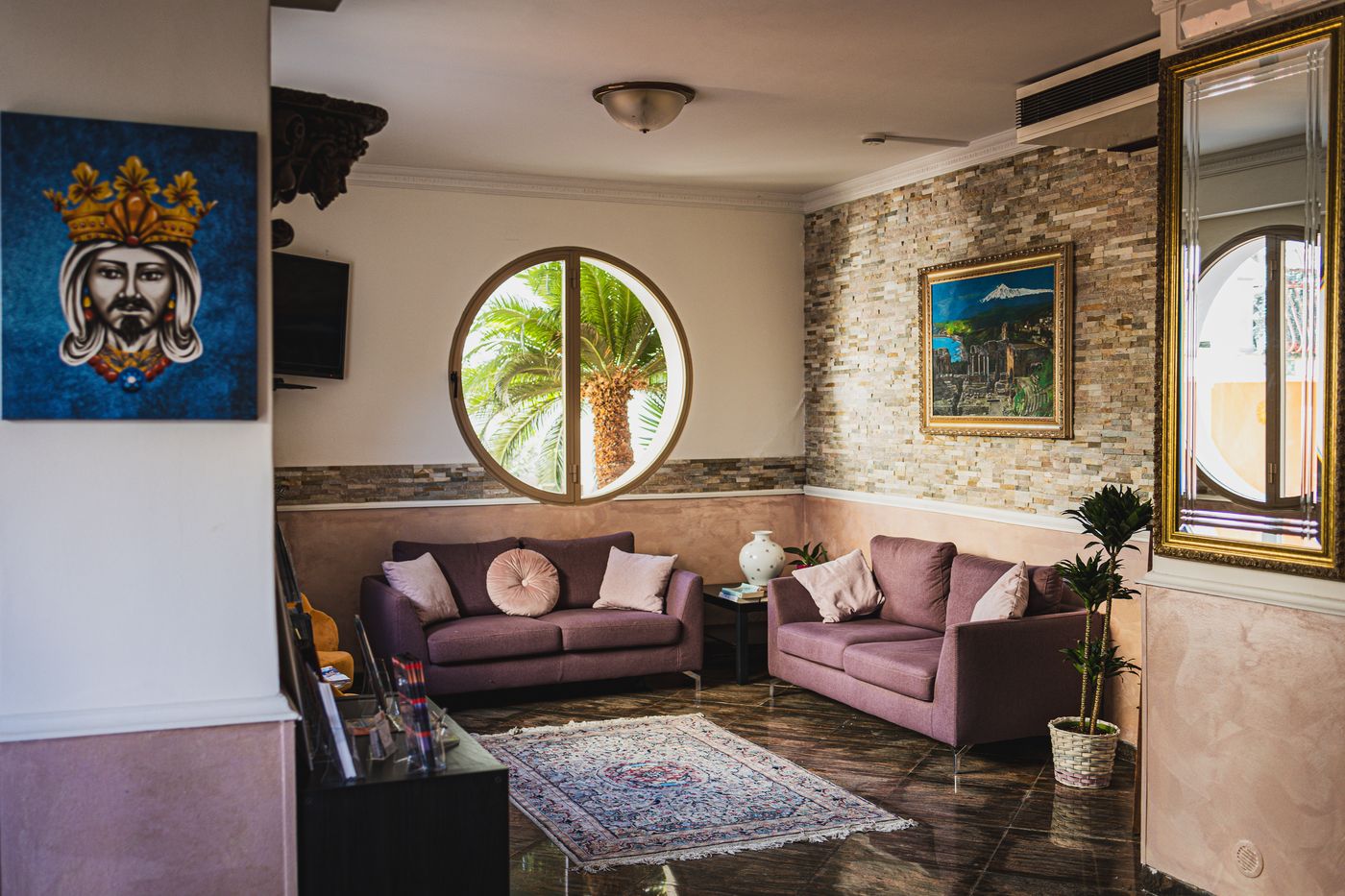 Hotel-Alexander-Lobby-37