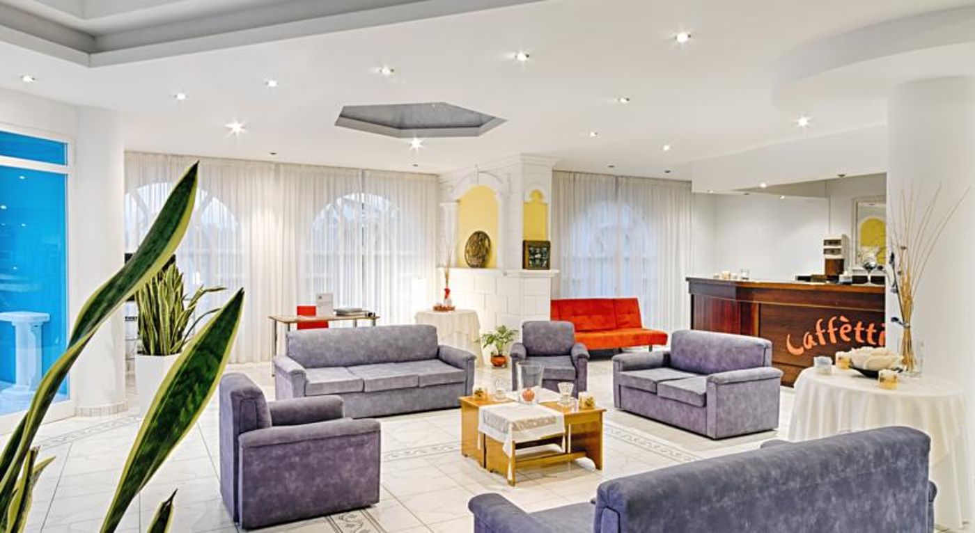 Sunrise Hotel - Adults Only